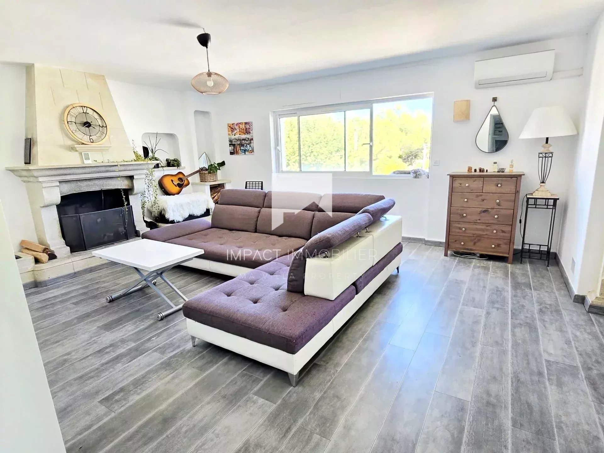 Agence immobilière de 