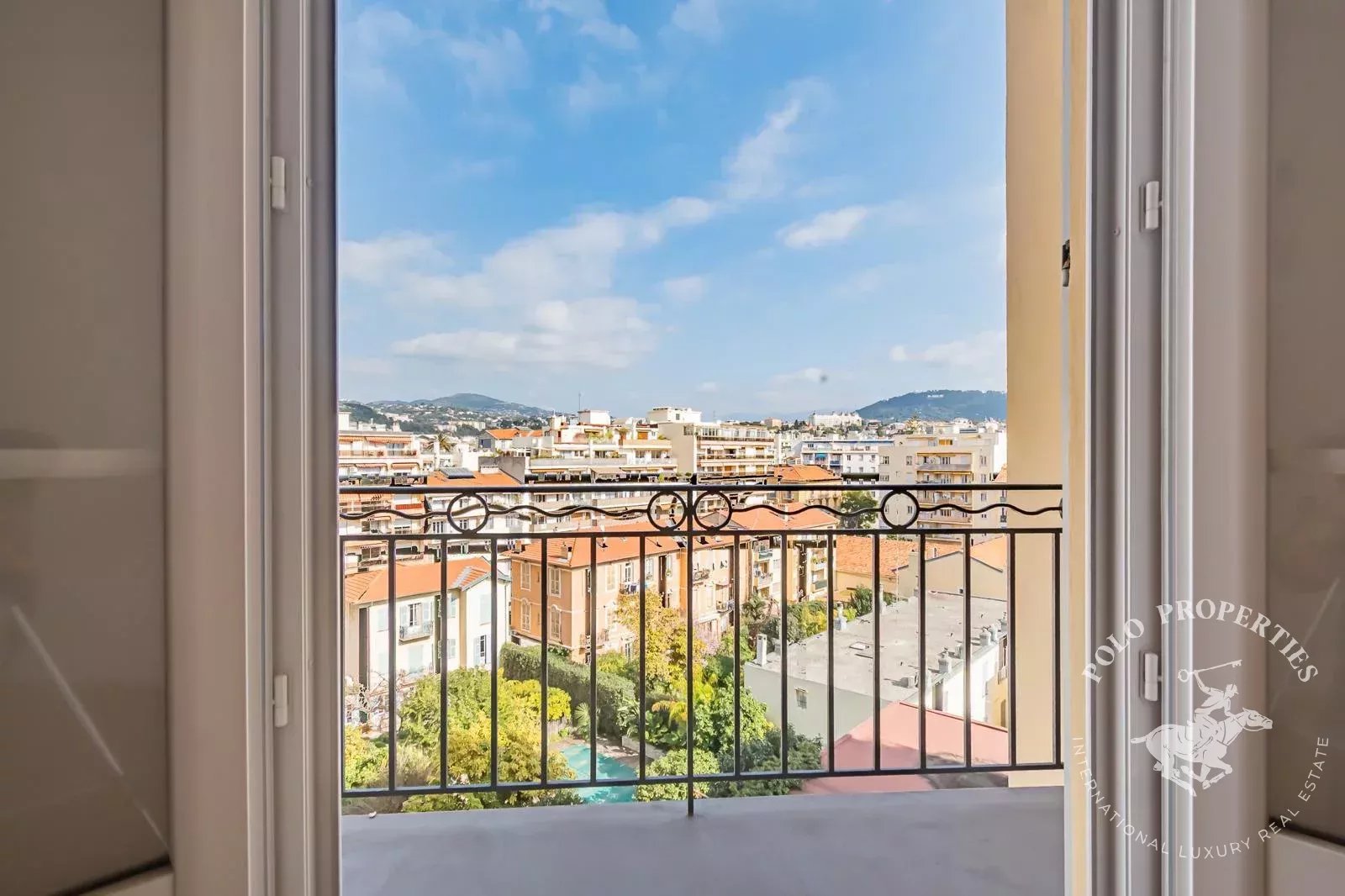 EXCLUSIVITY - Apartment with unobstructed view-Nice Borriglione -