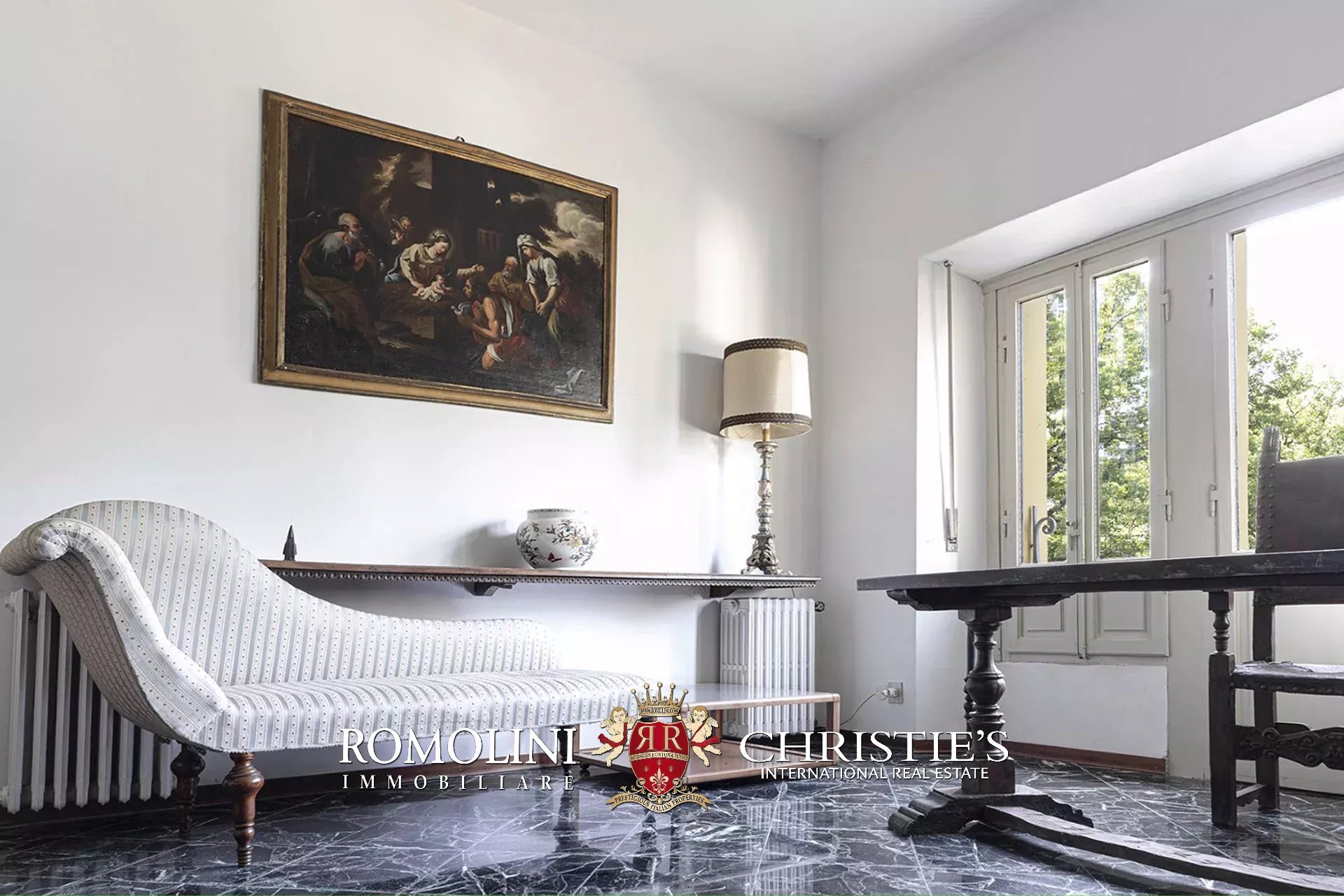 11 Bedroom Villa/Townhouse's Image 42