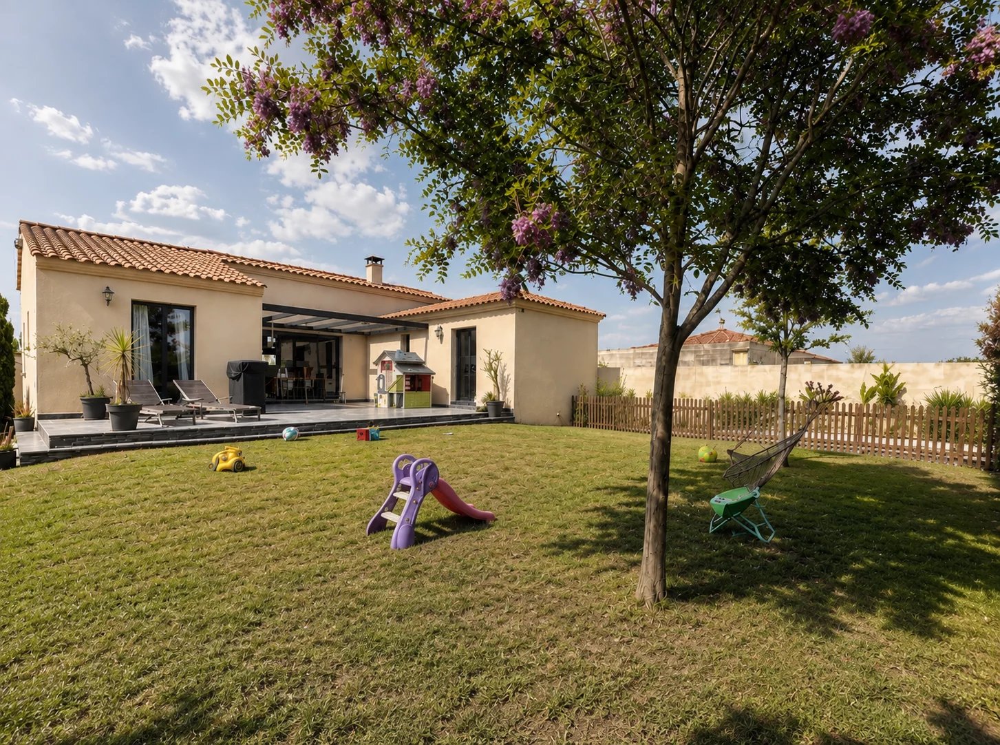 MAISON CONTEMPORAINE 3 CHAMBRES AVEC PISCINE – 120 M² – TERRAIN 707 M² – SAINT-GILLES — photo 9