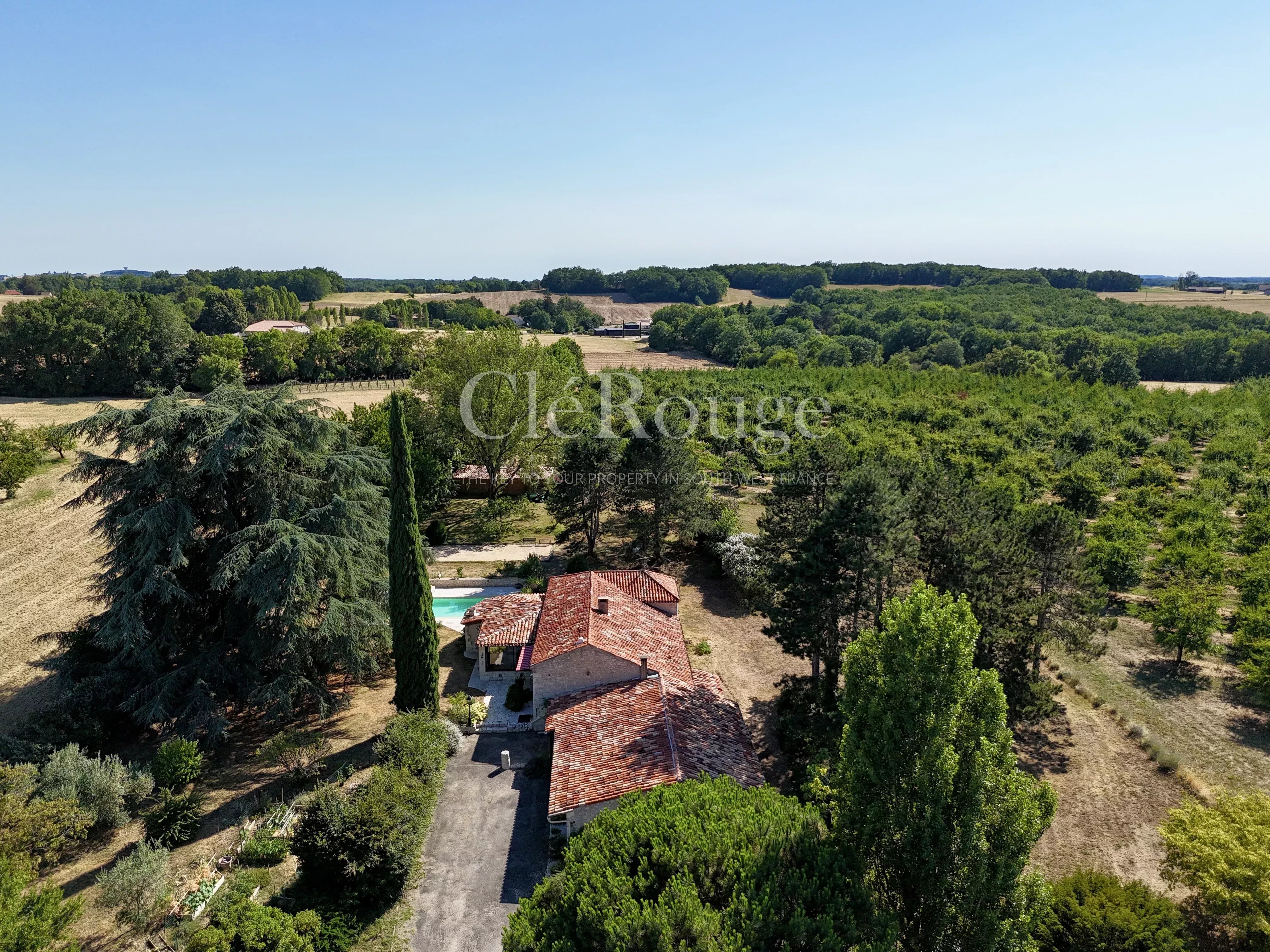 House in Sainte-Livrade-sur-Lot - view 1