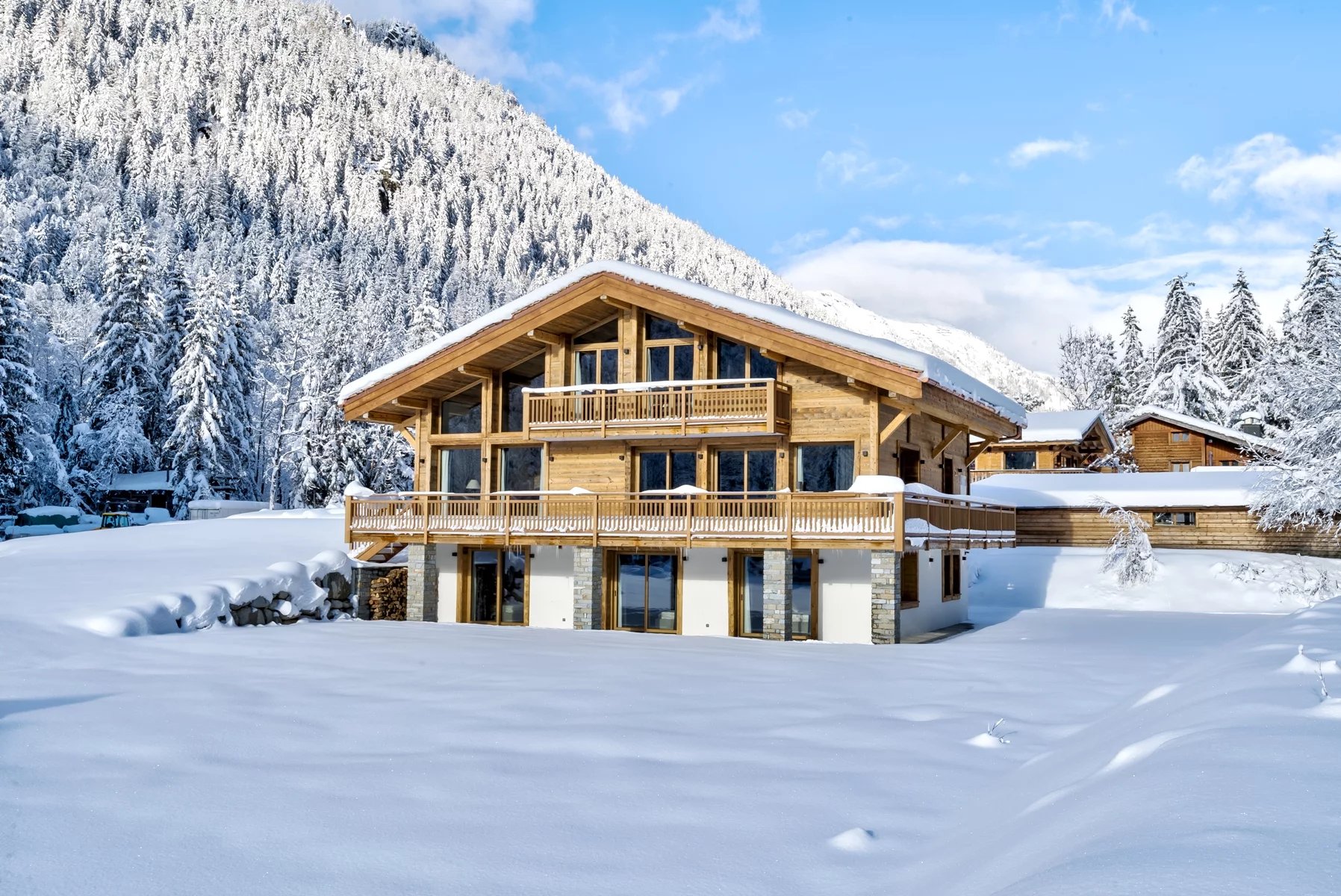 Photo of ARGENTIERE - New-build 5-bedroom chalet with pool close to les Grands Montets