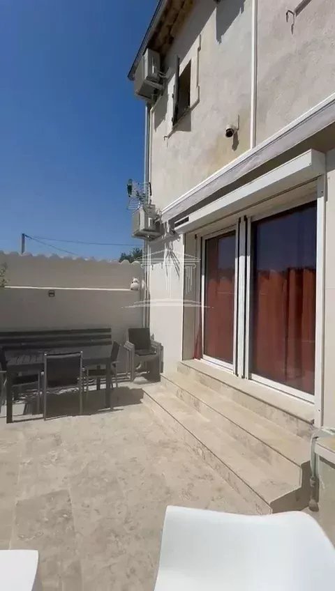 Villa récente