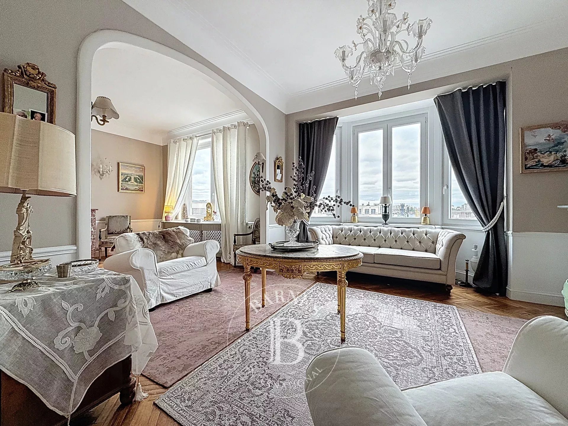 Place Brugmann, magnifique appartement lumineux