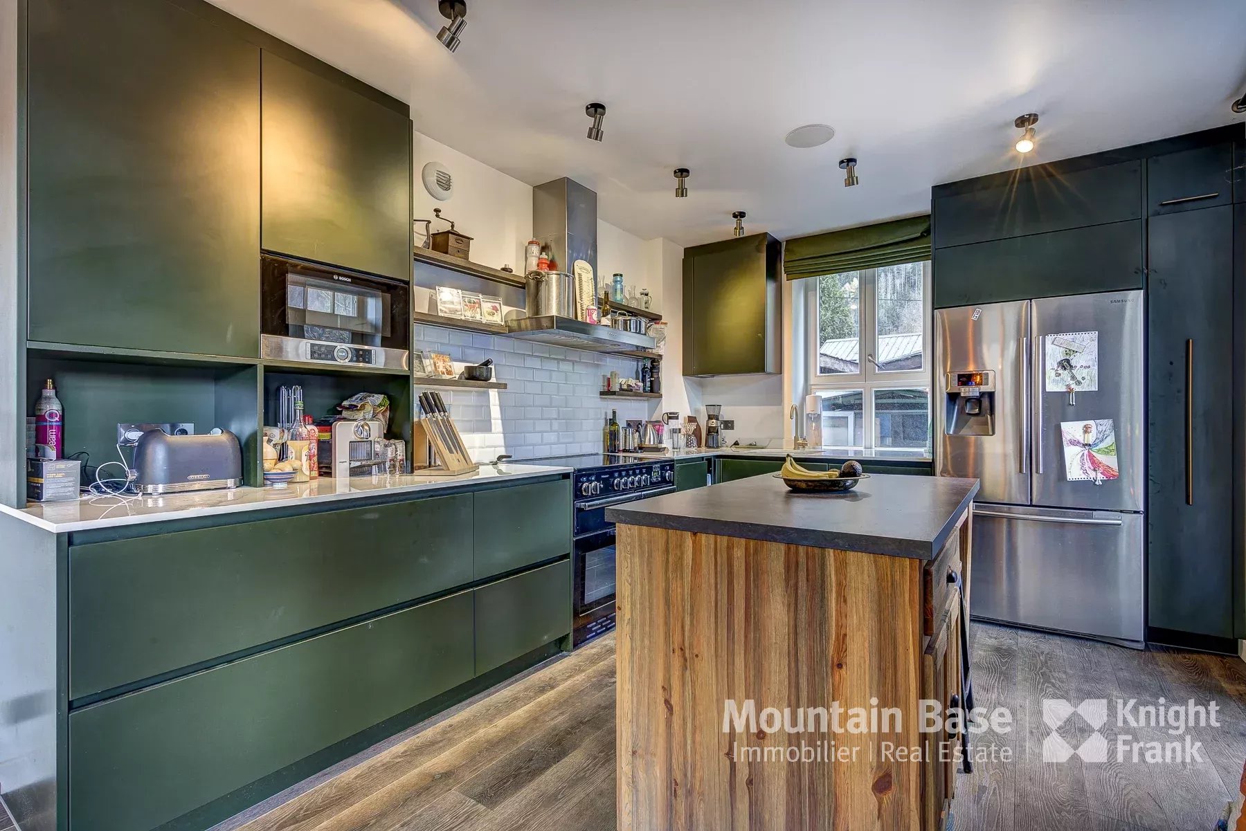 Photo of A beautifully renovated, 6-bedroom house in central Chamonix