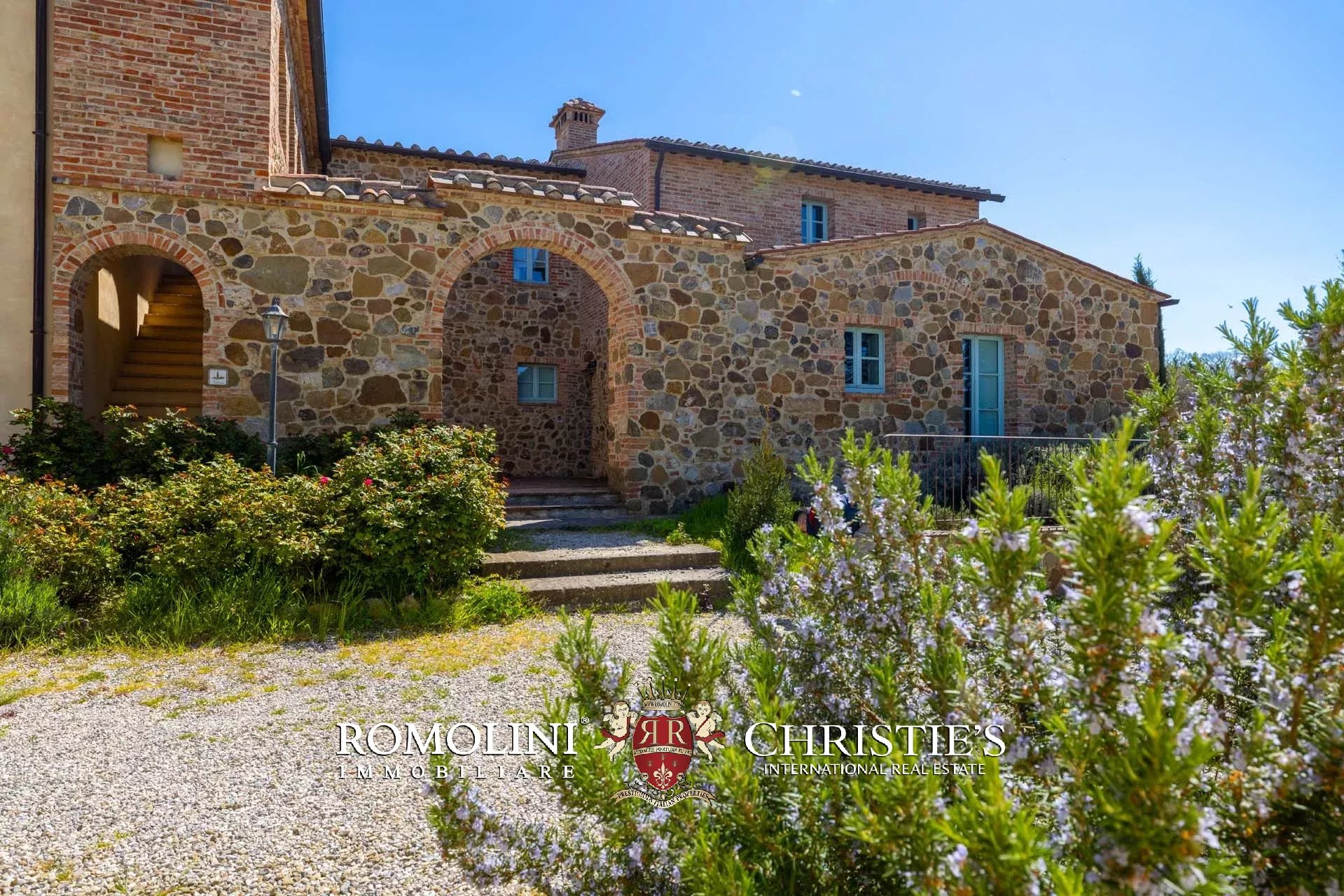 LUXUSANLAGE MIT 19 WOHNUNGEN IN DER TOSKANA, VAL D'ORCIA
