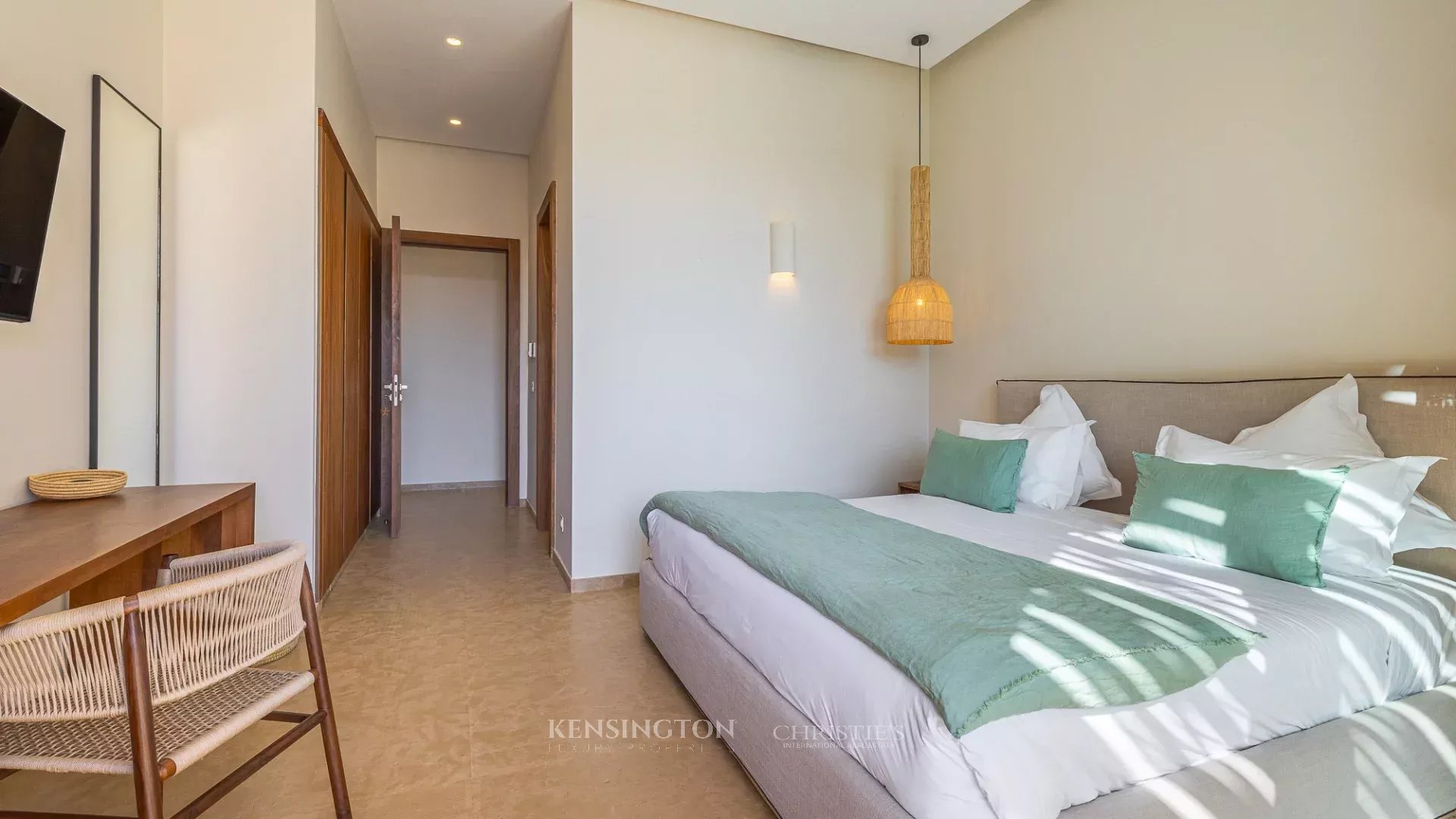6 Bedroom Villa/Townhouse's Image 20