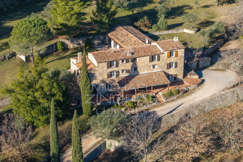Villa for sale in Seillans — A charming 17th century bastide in one of France's most beautiful villages.