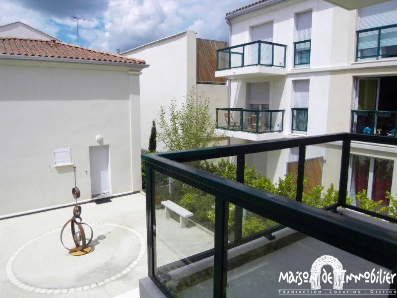 A louer à COGNAC - Appartement en résidence - 3 pièces - 57m