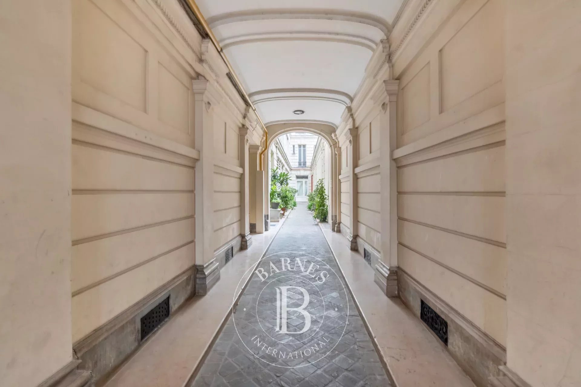 Daire Paris 2ème - picture 9