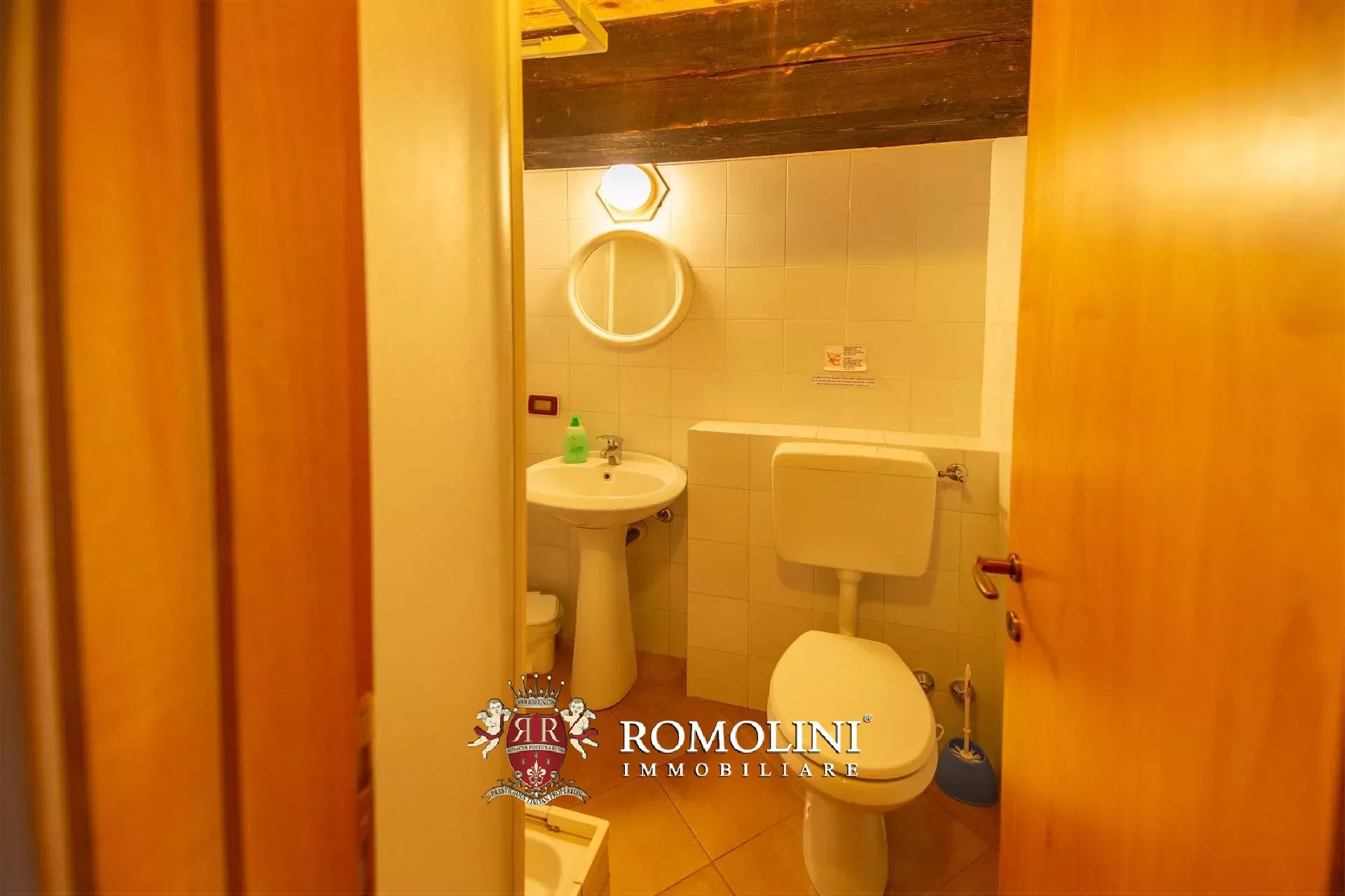 10 Bedroom Villa/Townhouse's Image 15