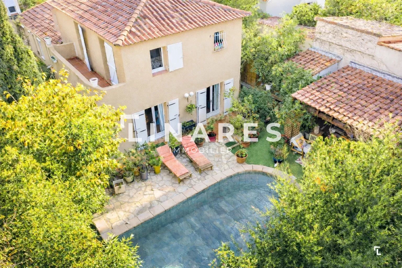 L'INTIME PROVENCALE - Maison T5/6 de 145m2 - Piscine - Parcelle de 500 m2 -  13008 Grotte Rolland