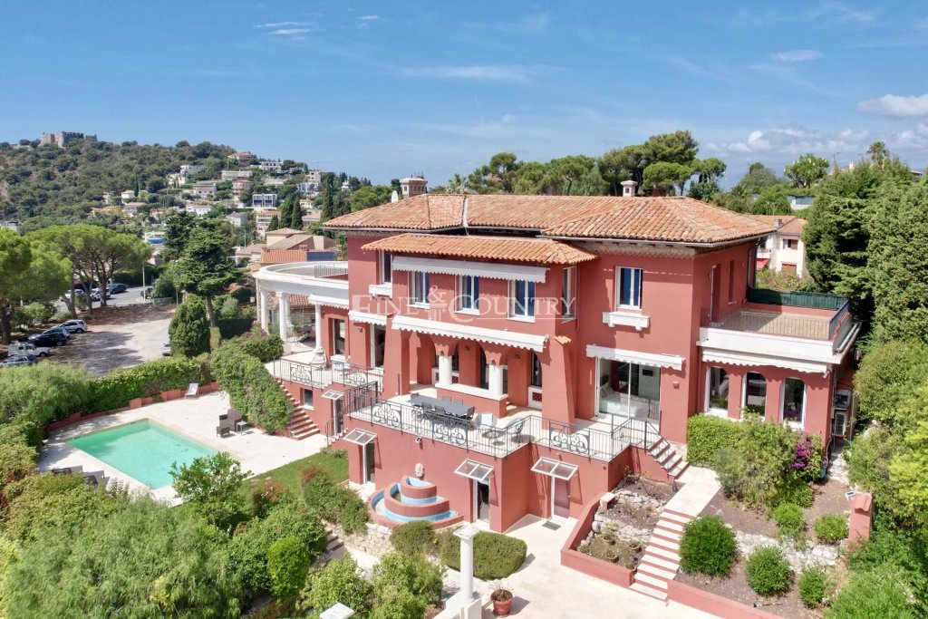 Villa for sale in Villefranche sur Mer — Belle Époque Family Villa in Villefranche-sur-Mer | Legacy Estate