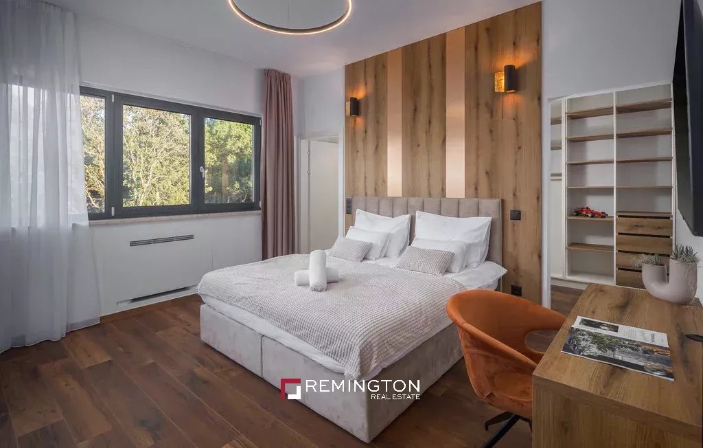 4 Bedroom Villa/Townhouse's Image 15