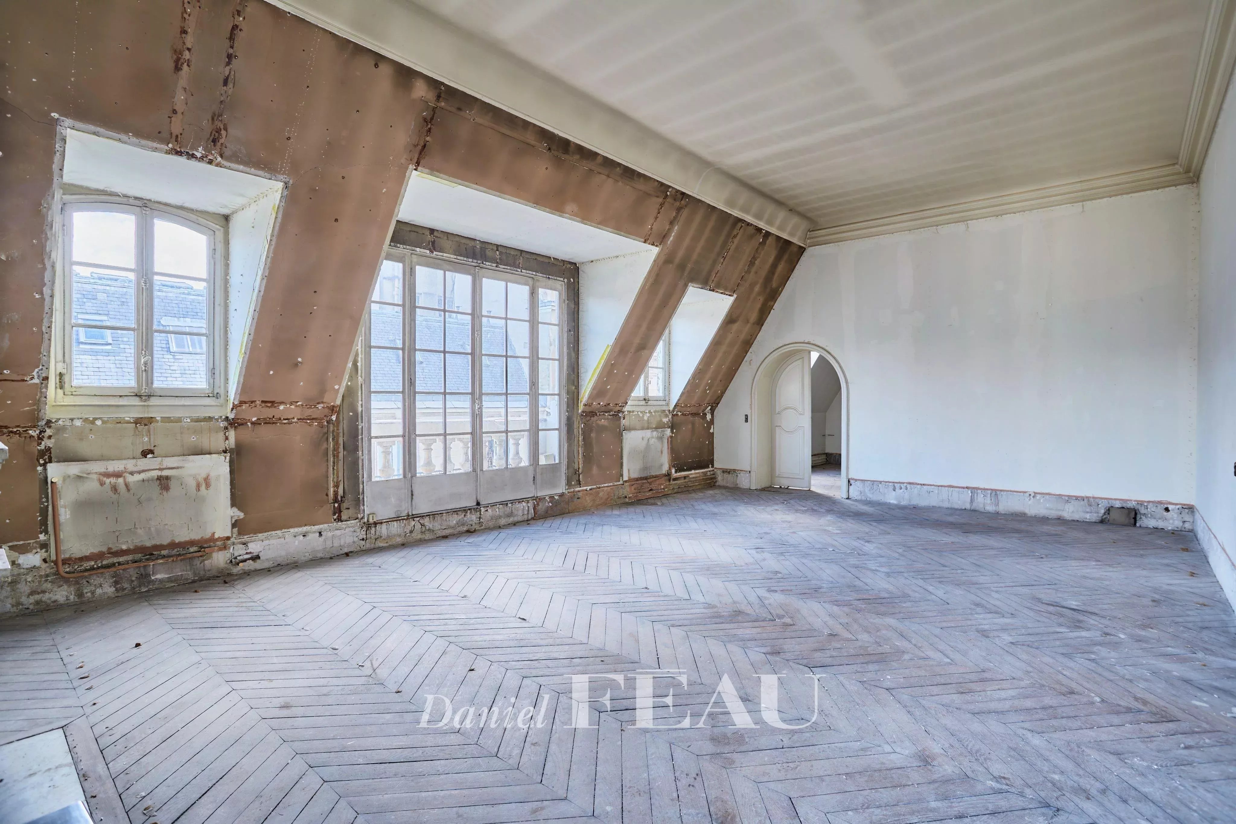 Sale Apartment Paris 16th