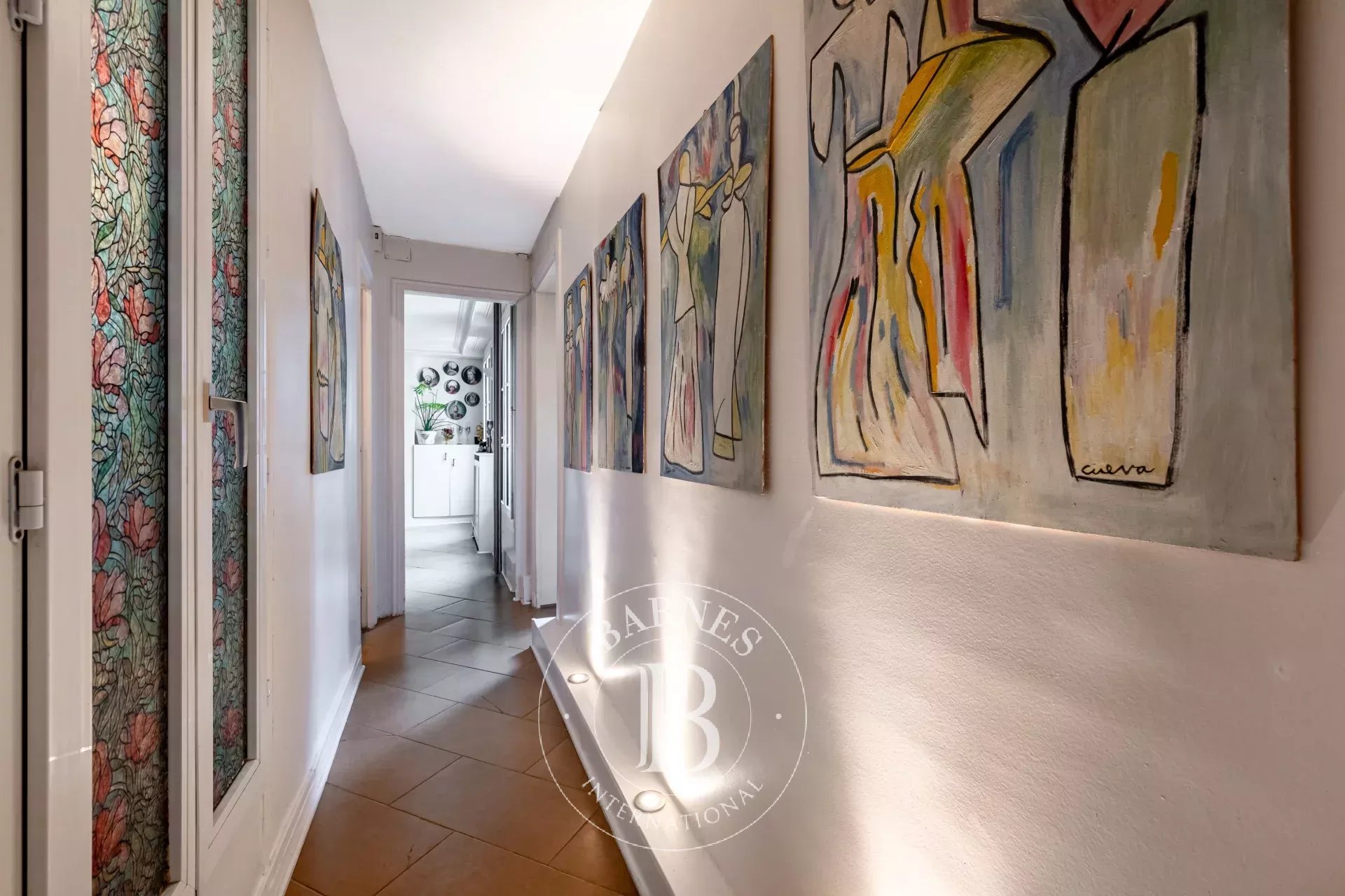 Daire Paris 4ème - picture 13