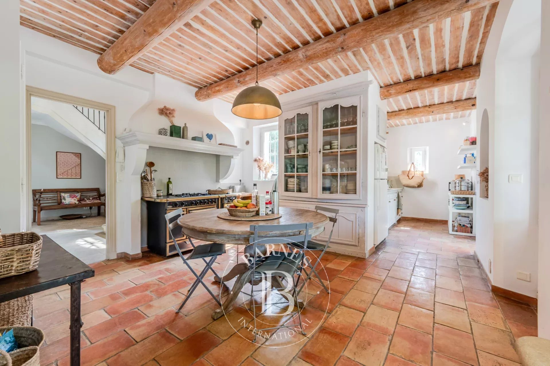 AIX-EN-PROVENCE – BASTIDE 3,767 SQ FT – 75,347 SQ FT GROUNDS – SALT POOL – INDEPENDENT APARTMENT - picture 9