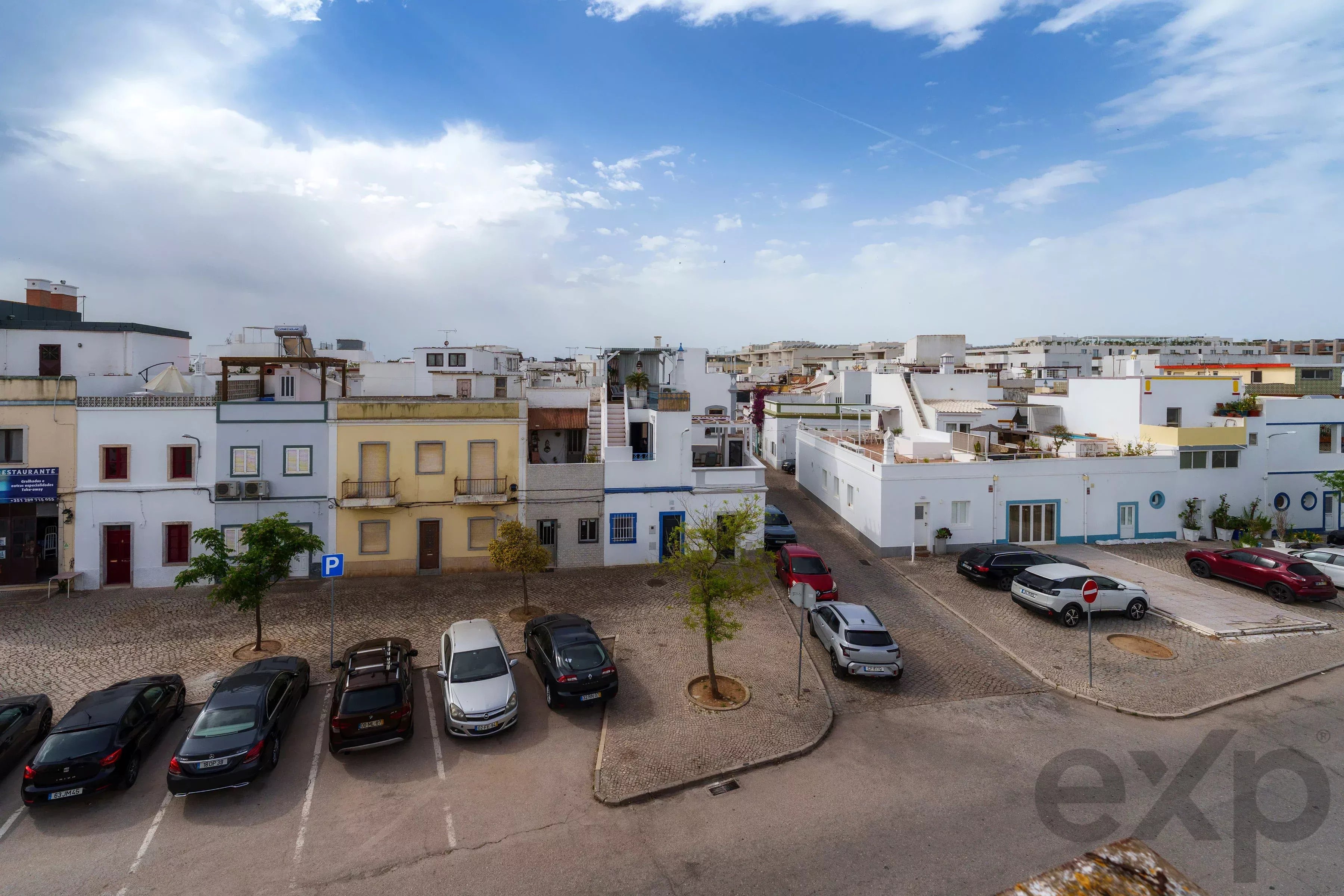 House in the centre of Olhão with approved plans. 87005464 image 33
