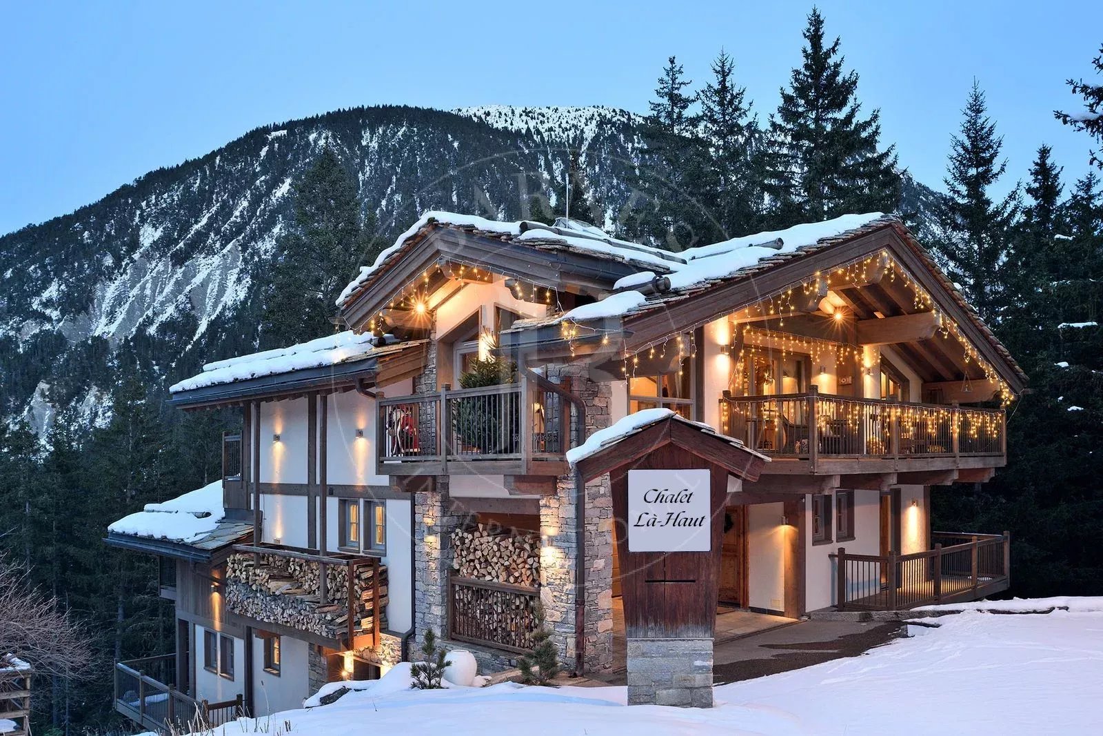 Agence immobilière de 