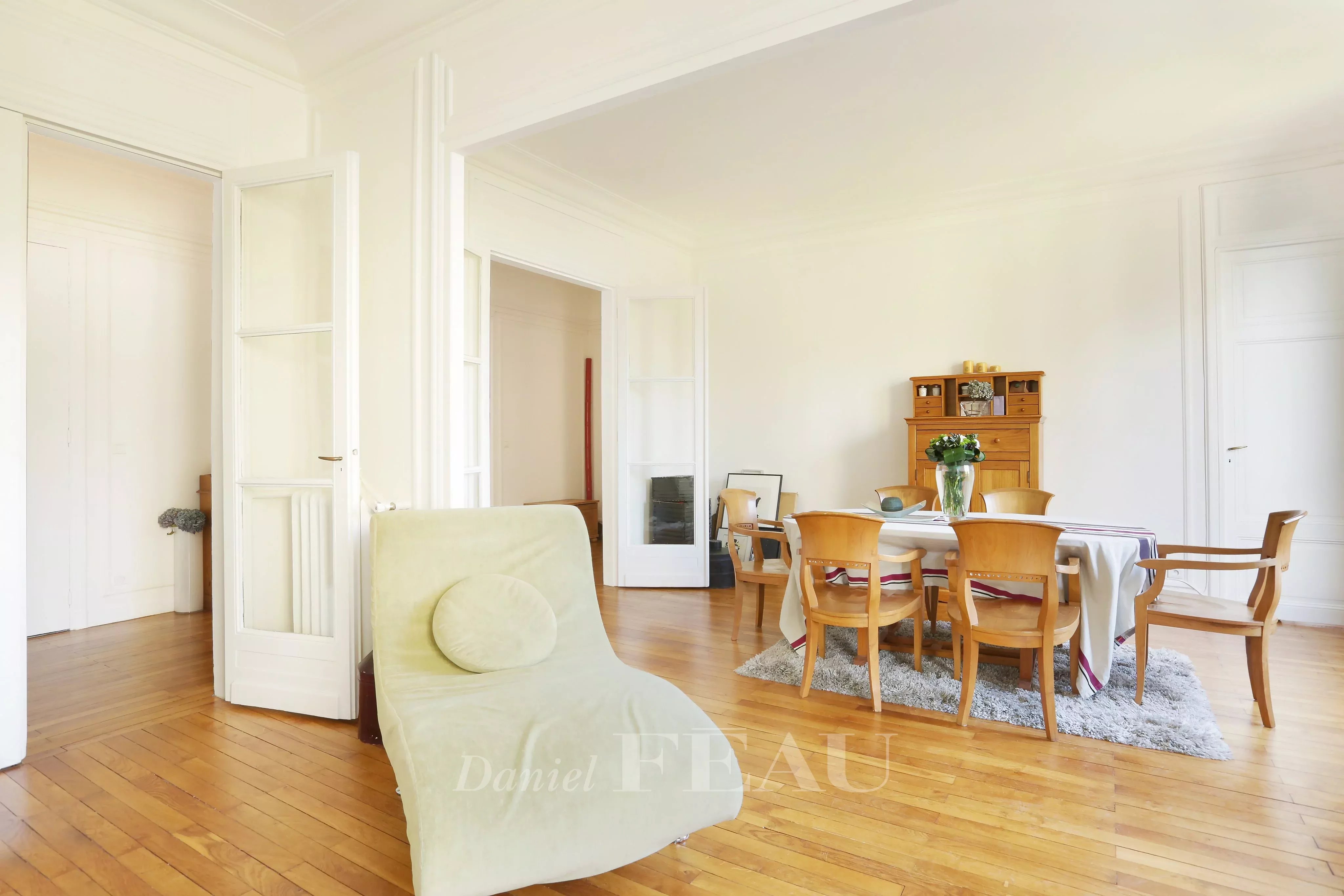Rental Apartment Paris 16th