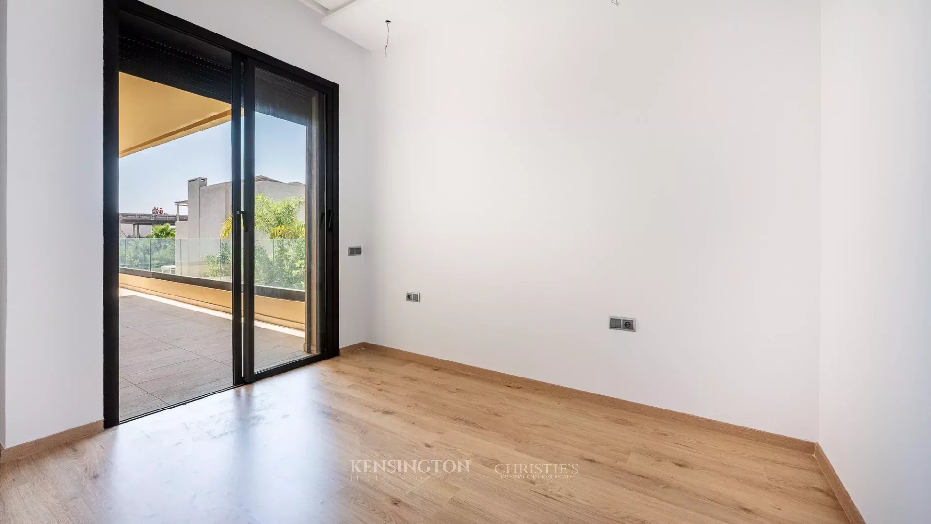 5 Bedroom Villa/Townhouse's Image 14