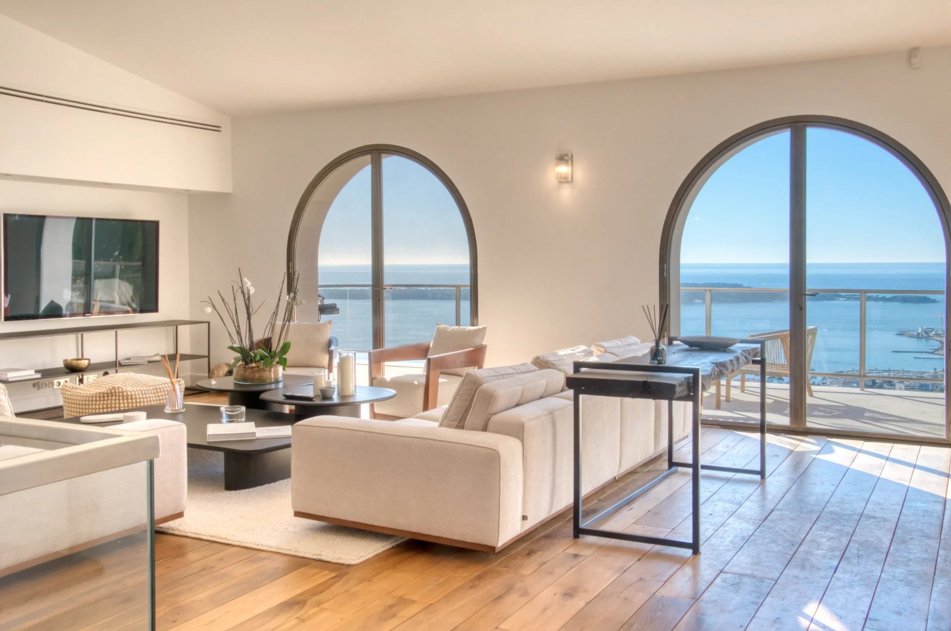 SUPER CANNES  -VUE MER PANORAMIQUE  – 320M2