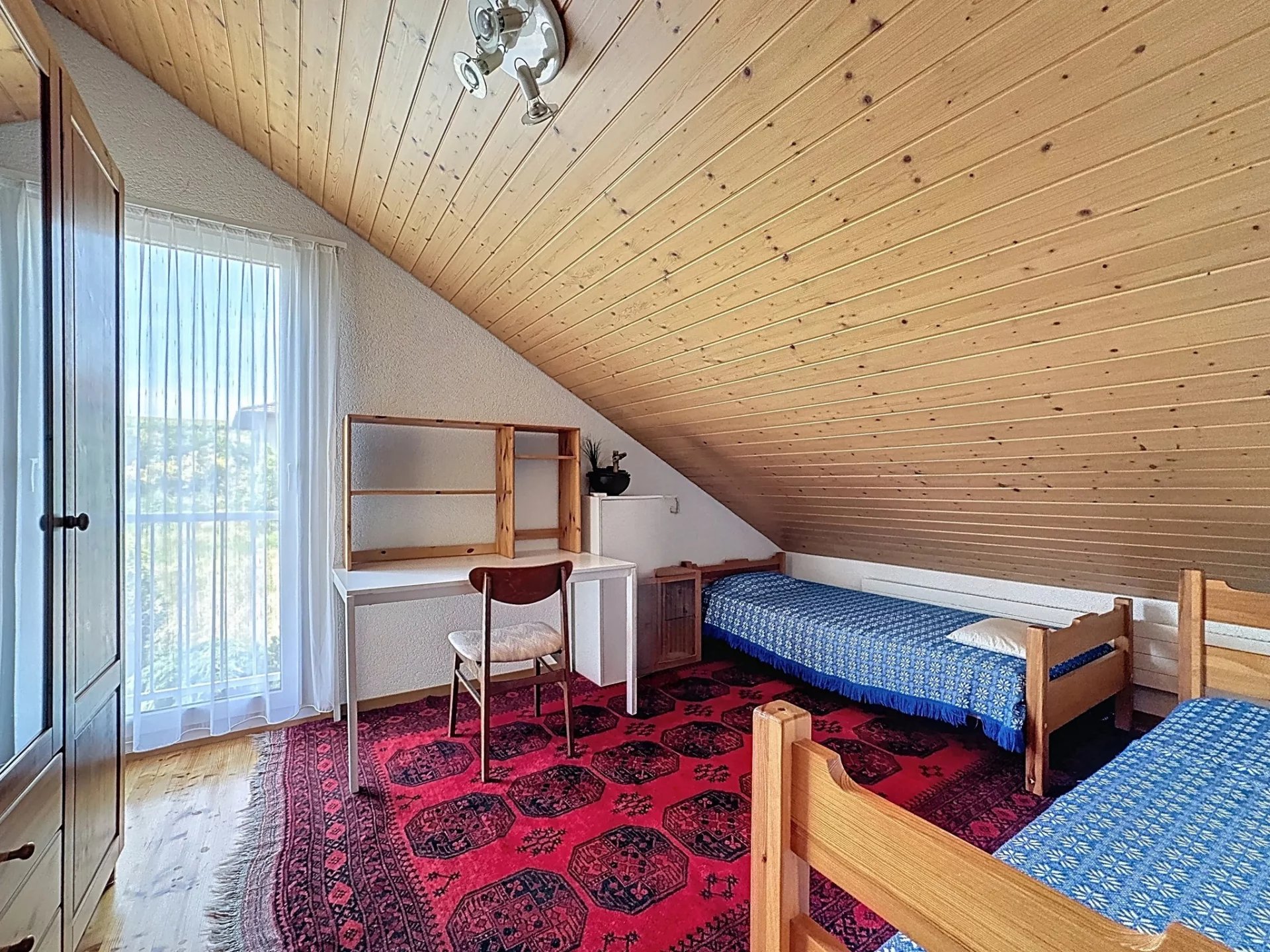 Tranquillité de la campagne à proximité de la ville