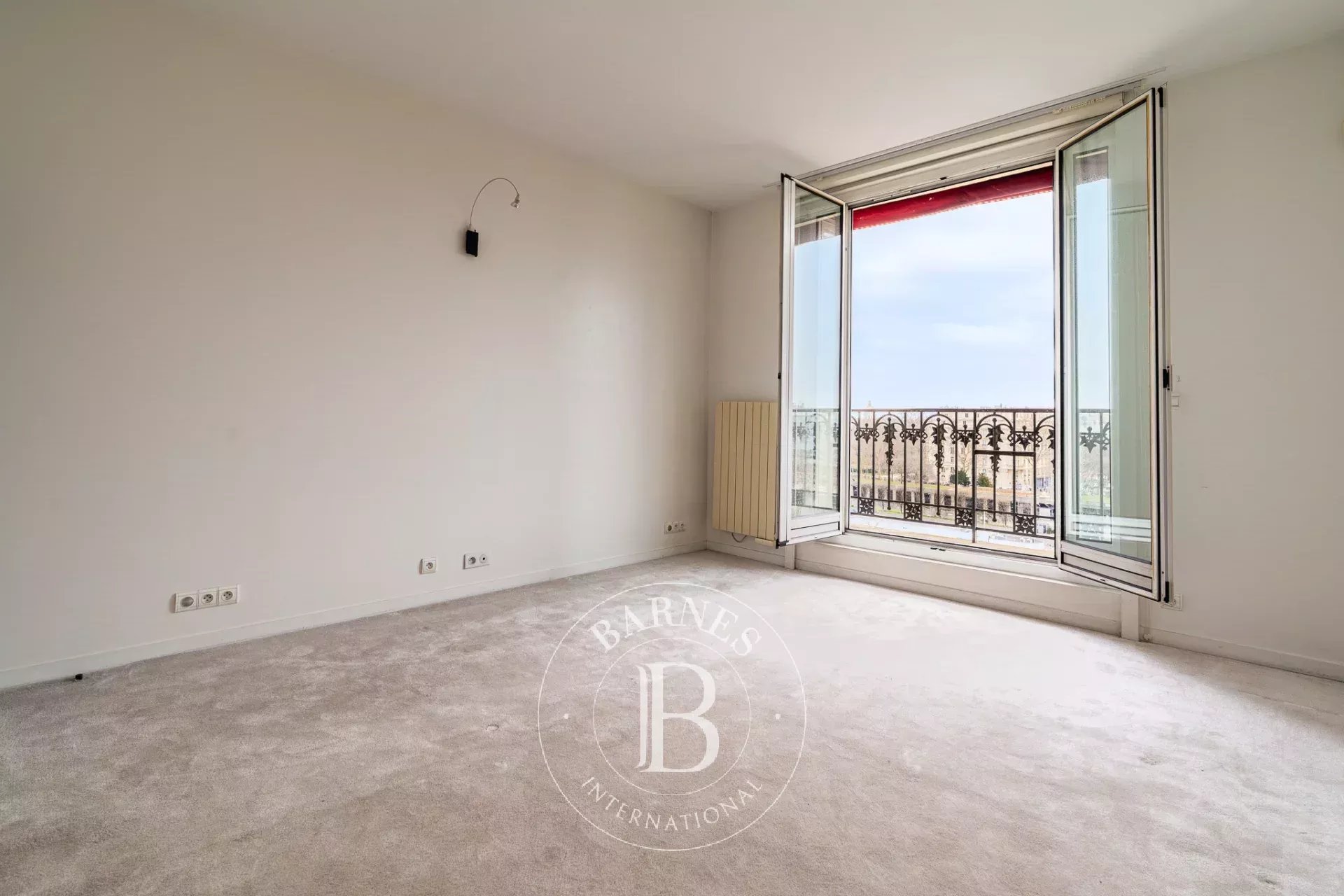 Paris  - Apartment 3 Bedrooms - picture 13