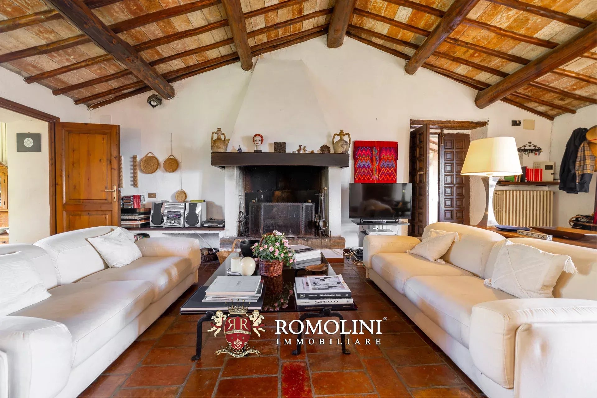 4 Bedroom Villa/Townhouse's Image 20