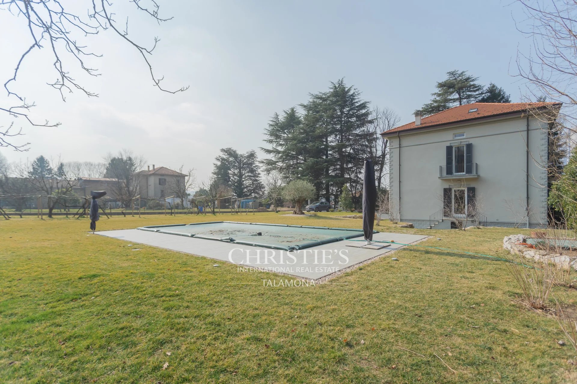 3 Bedroom Villa/Townhouse's Image 9