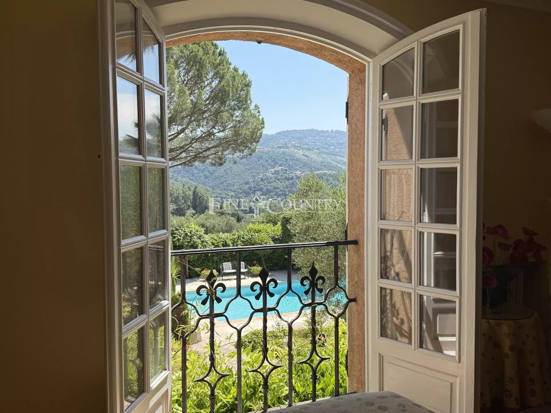 Photo of Provençal villa for sale in Auribeau-sur-Siagne