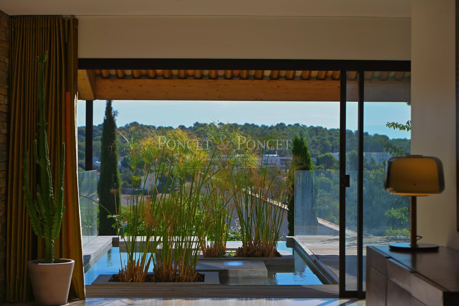 6 Bedroom Villa/Townhouse's Image 13