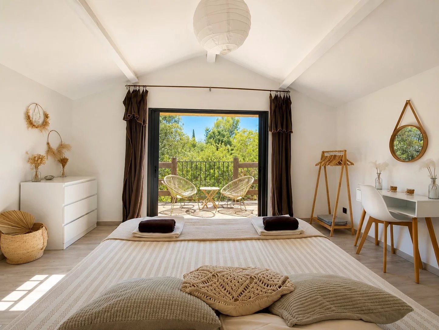 Elegant 4-Bedrooms Villa with Pool in Correns, France