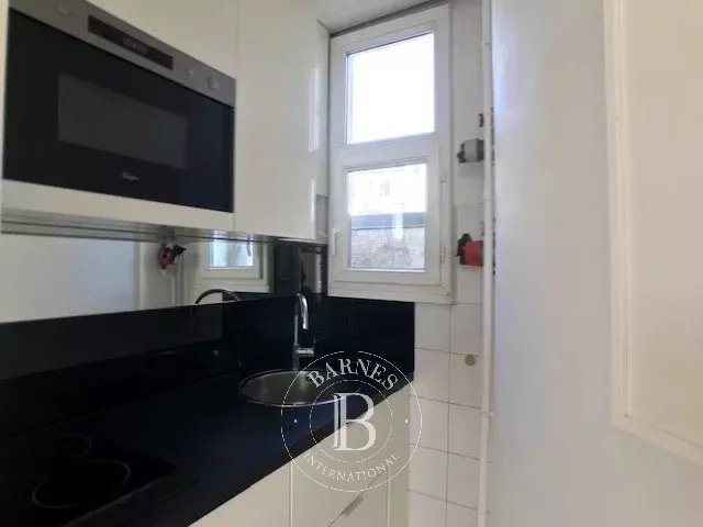 Daire Paris 8ème - picture 7