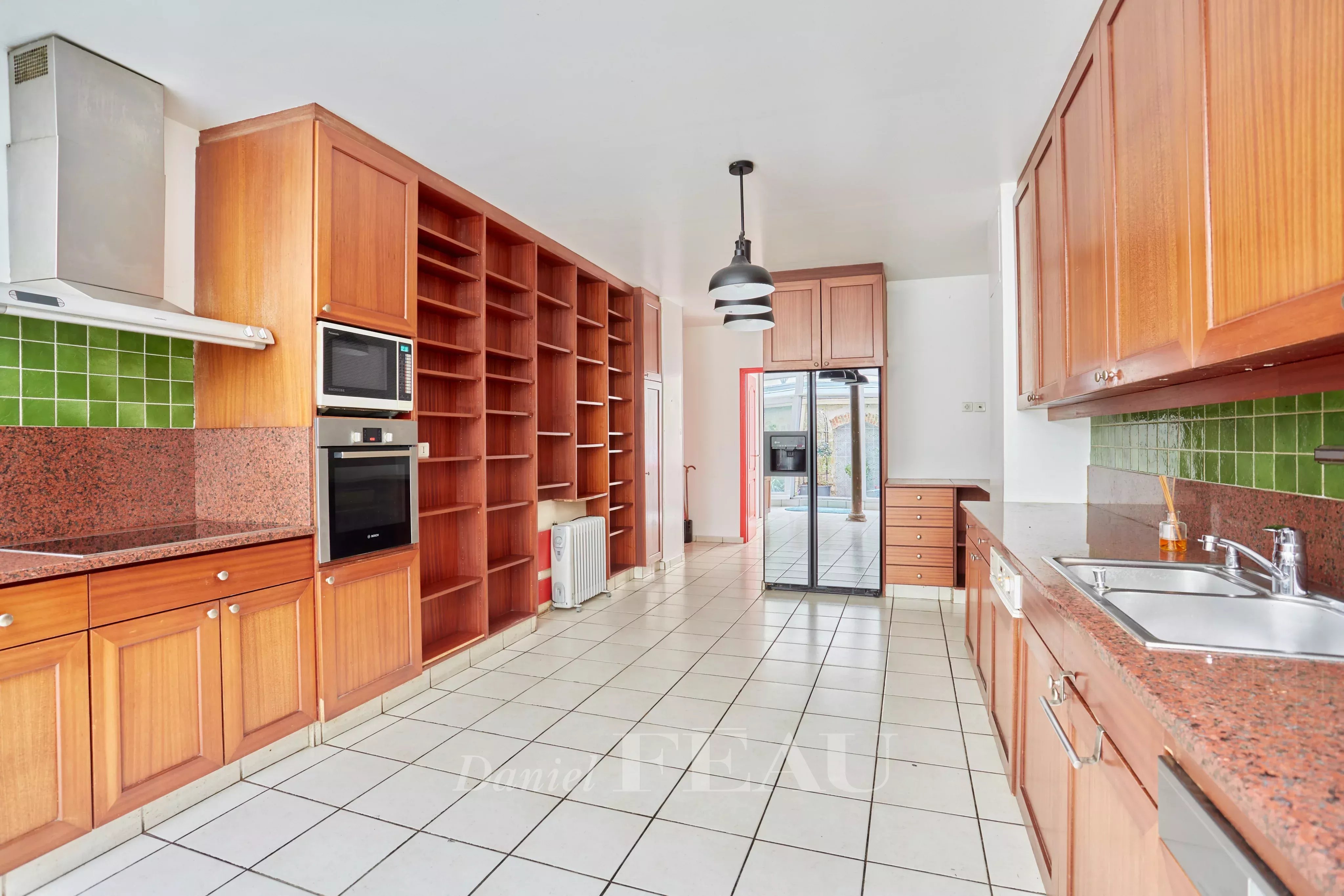 Sale Apartment Paris 17th