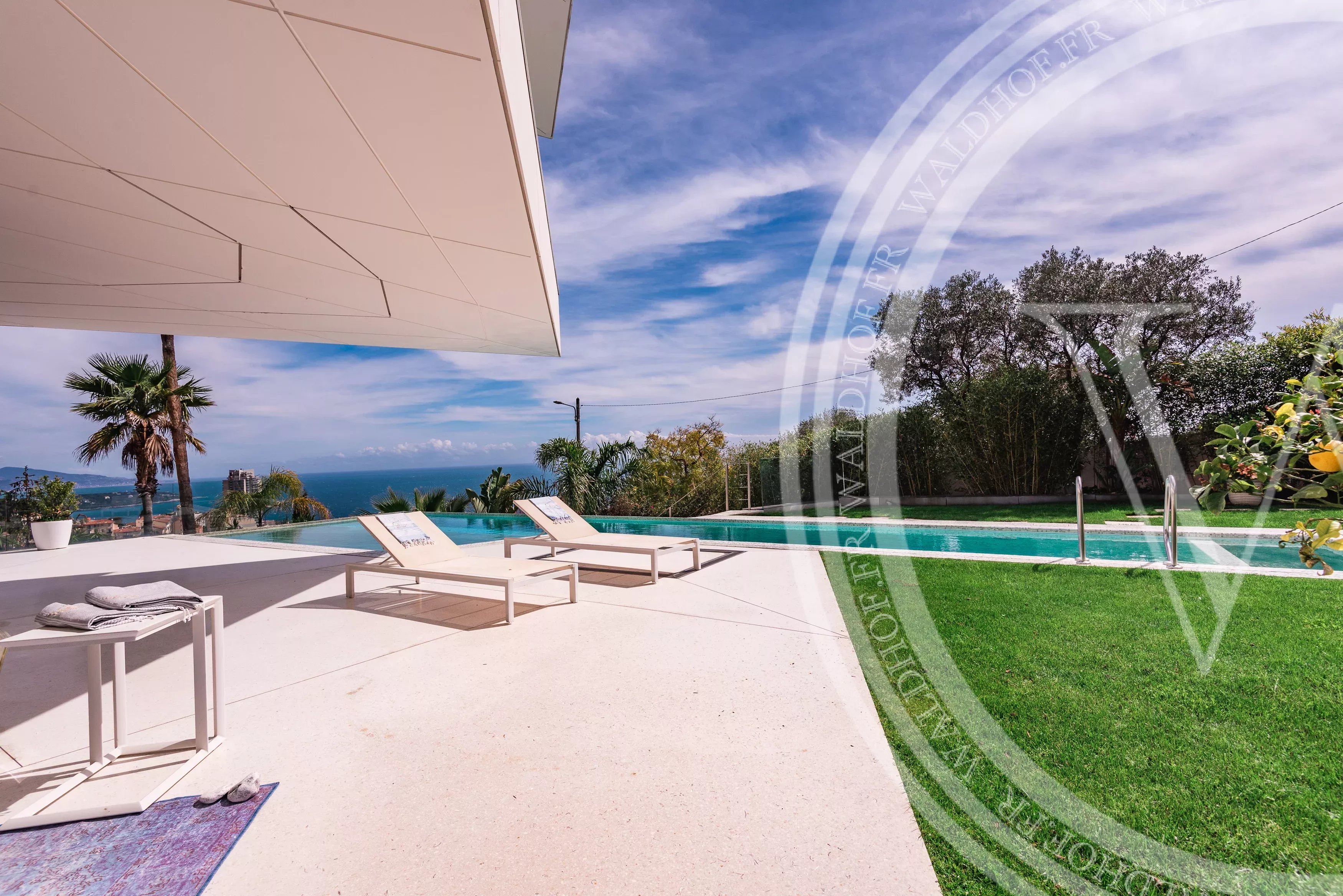 Designer Villa overlooking Monaco