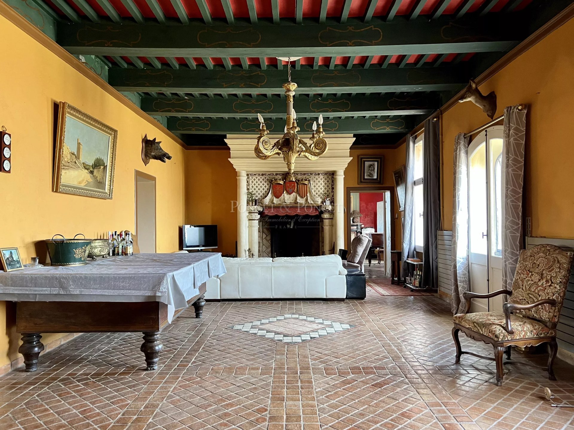 7 Bedroom Chateau's Image 11