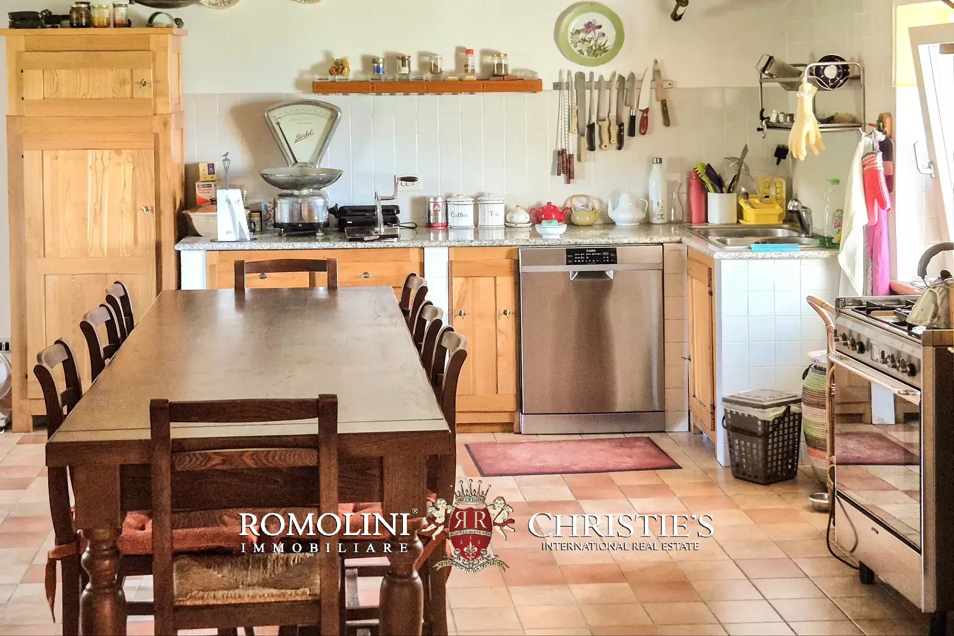 3 Bedroom Villa/Townhouse's Image 35