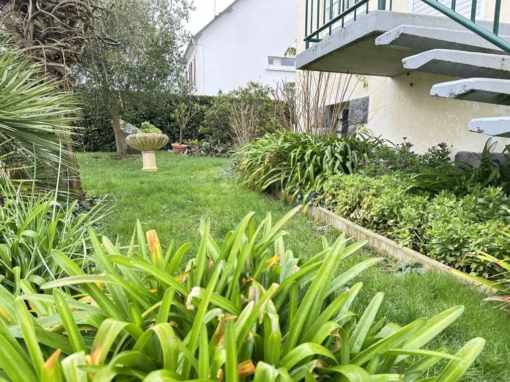 MAISON BOURG SAINT HELEN