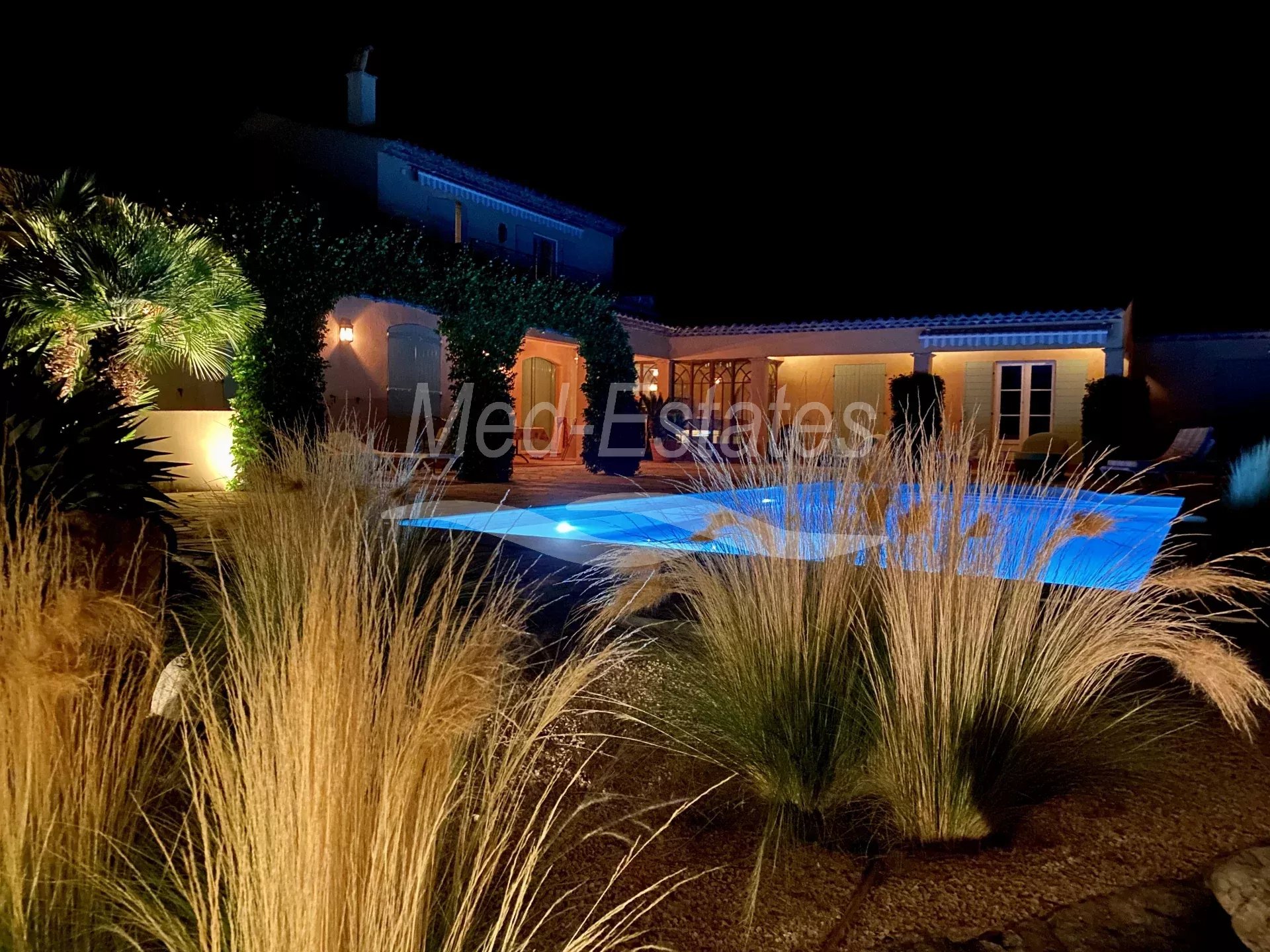 Agence immobilière de Med-Estates Saint Tropez