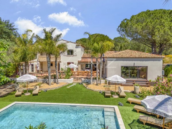 Luxury Family Villa in Grimaud with View of the Historic Castle — photo 2