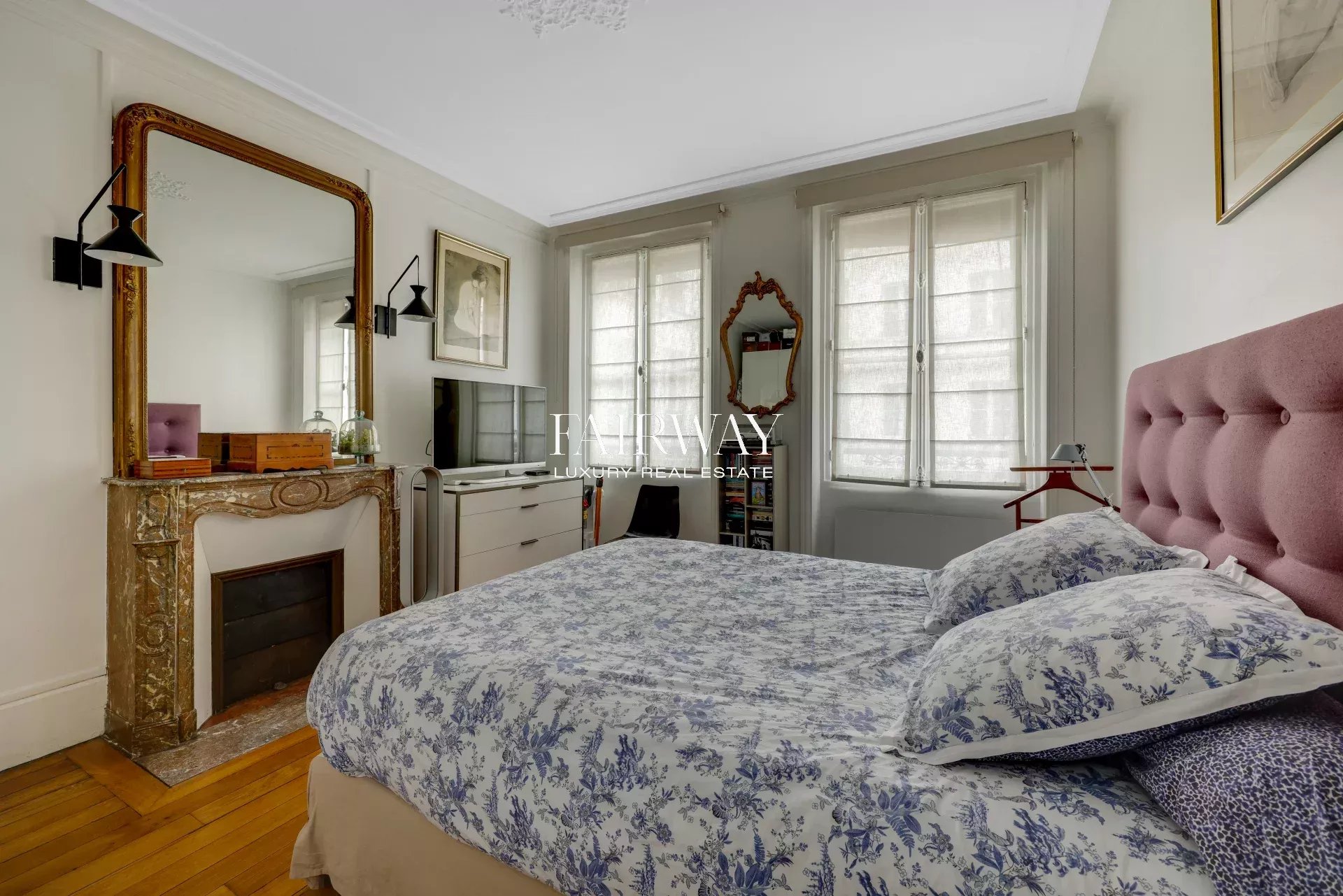 Paris 8e – pied à terre lumineux 75 m², parquet et moulures