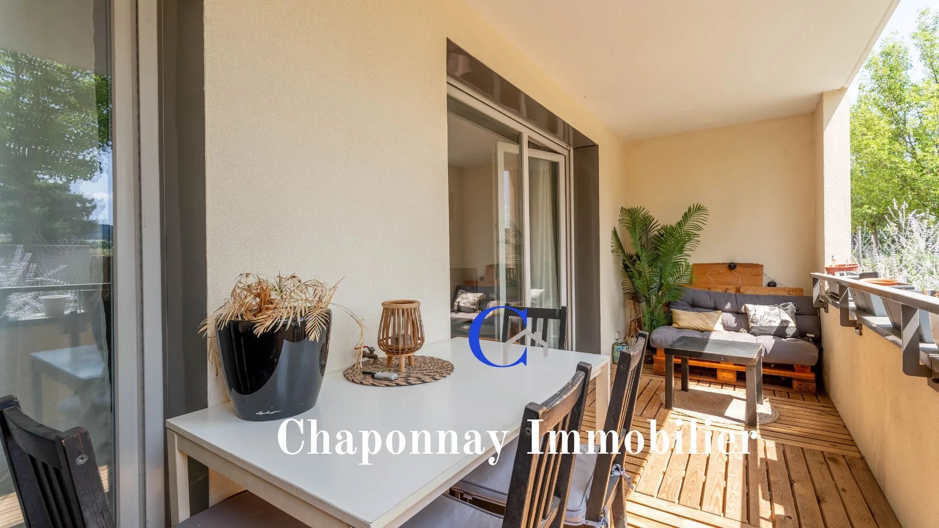Agence immobilière de 