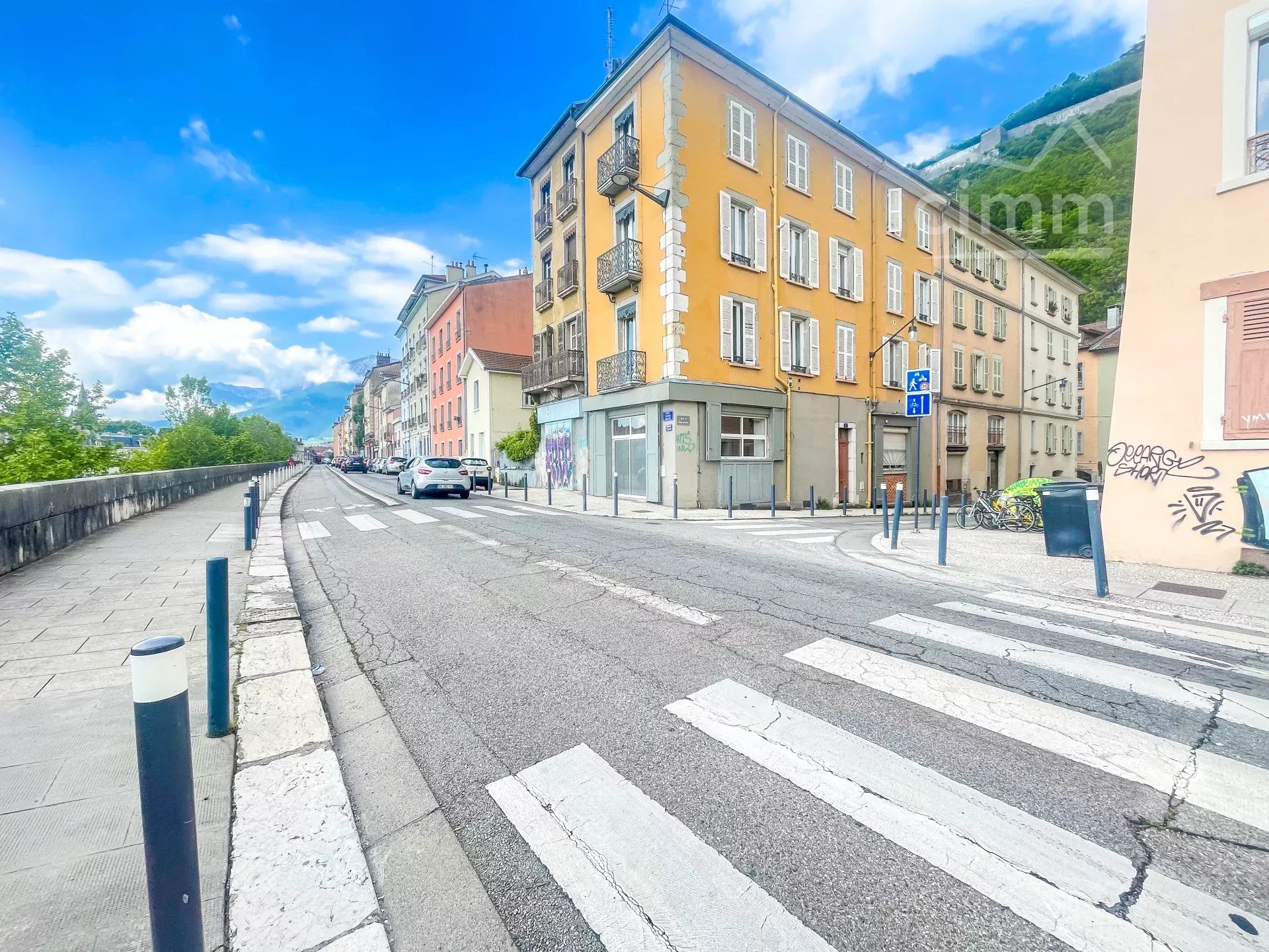 Agence immobilière de 
