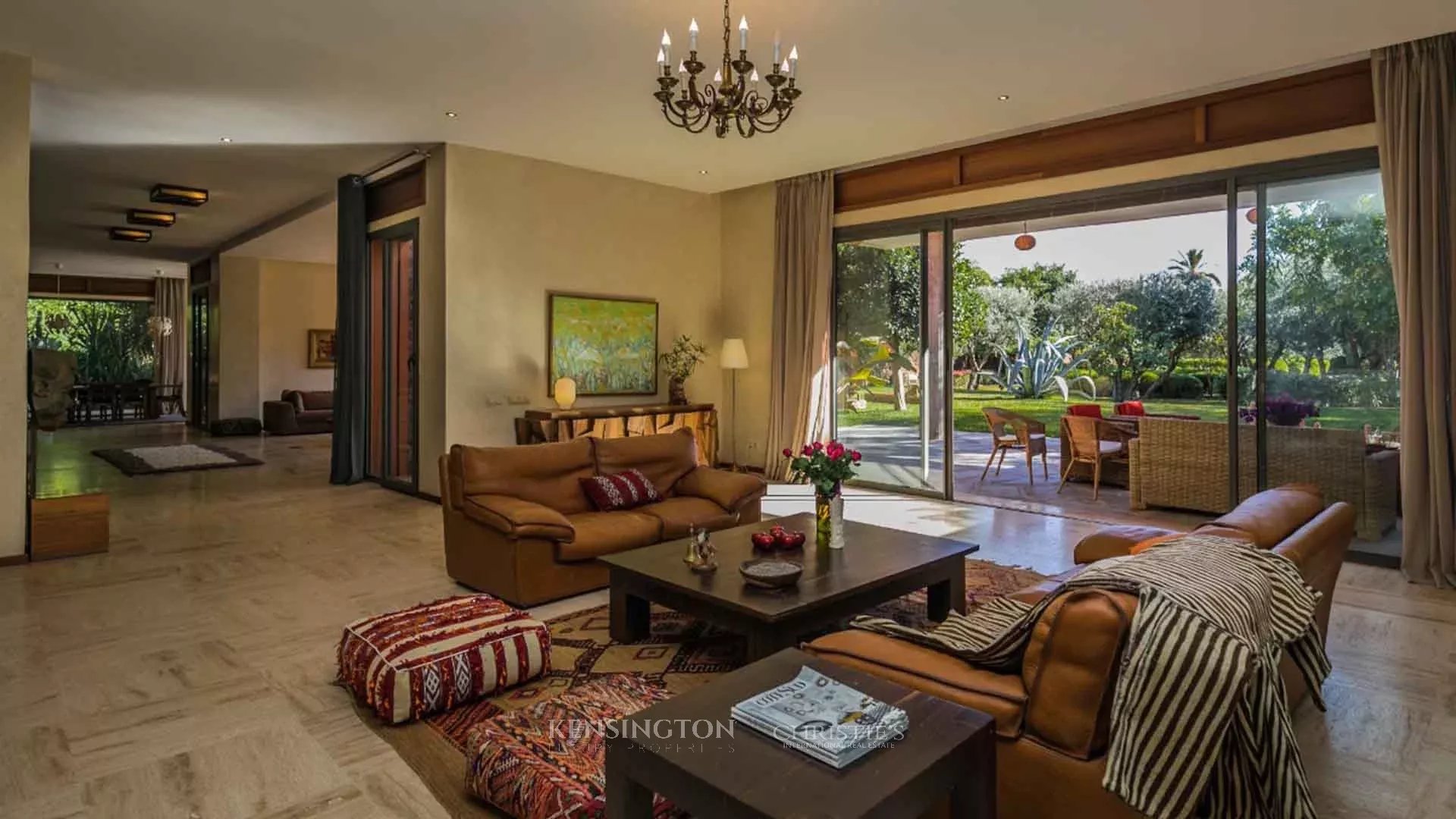 6 Bedroom Villa/Townhouse's Image 16