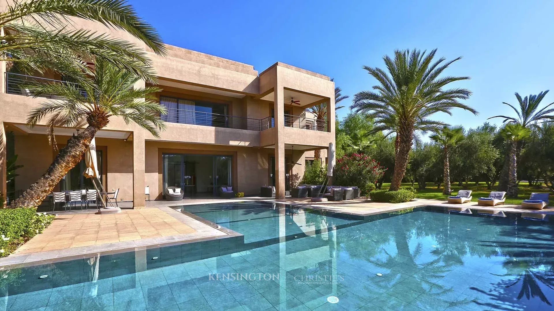 8 Bedroom Villa/Townhouse's Image 4