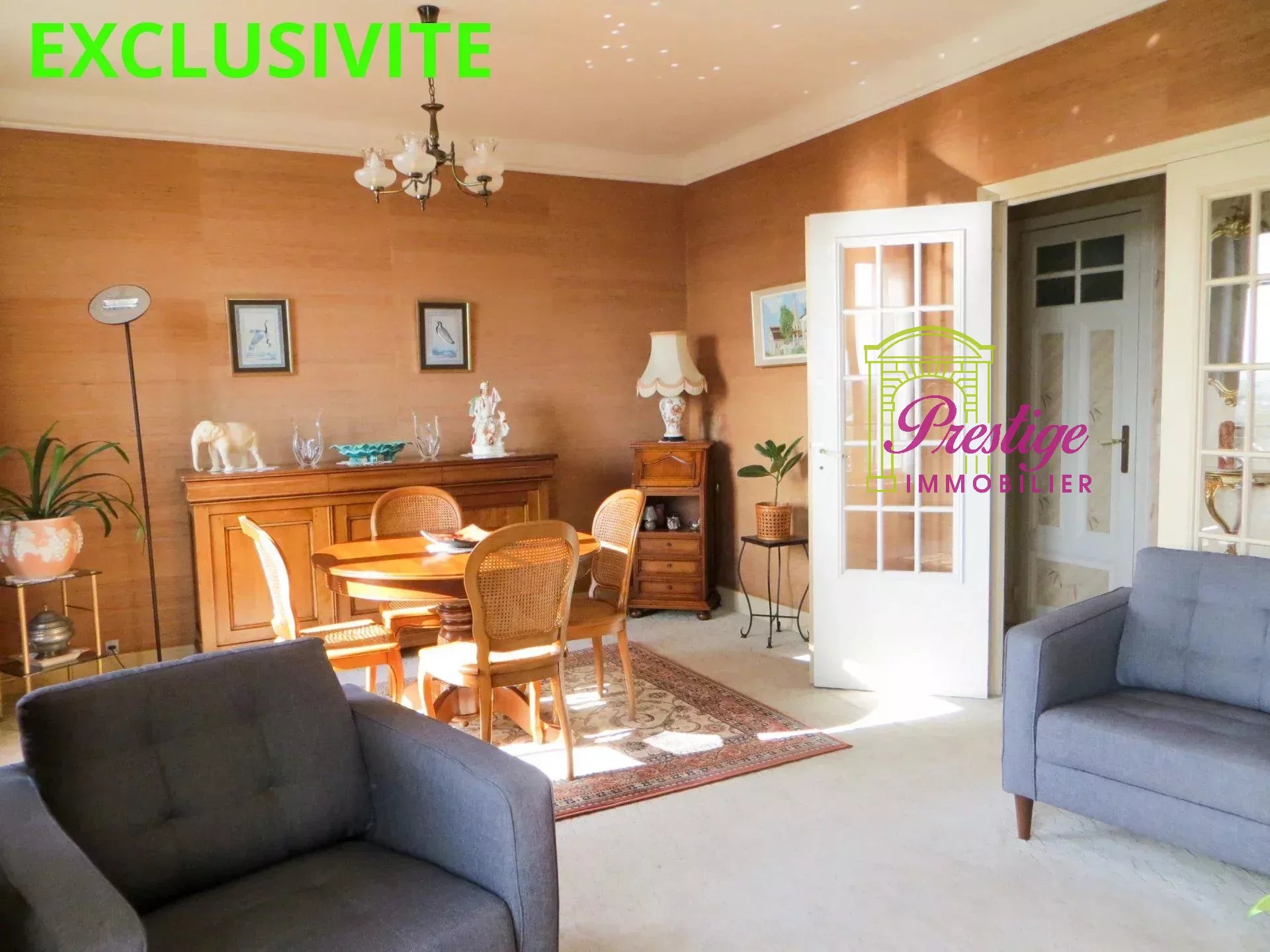 Agence immobilière de 