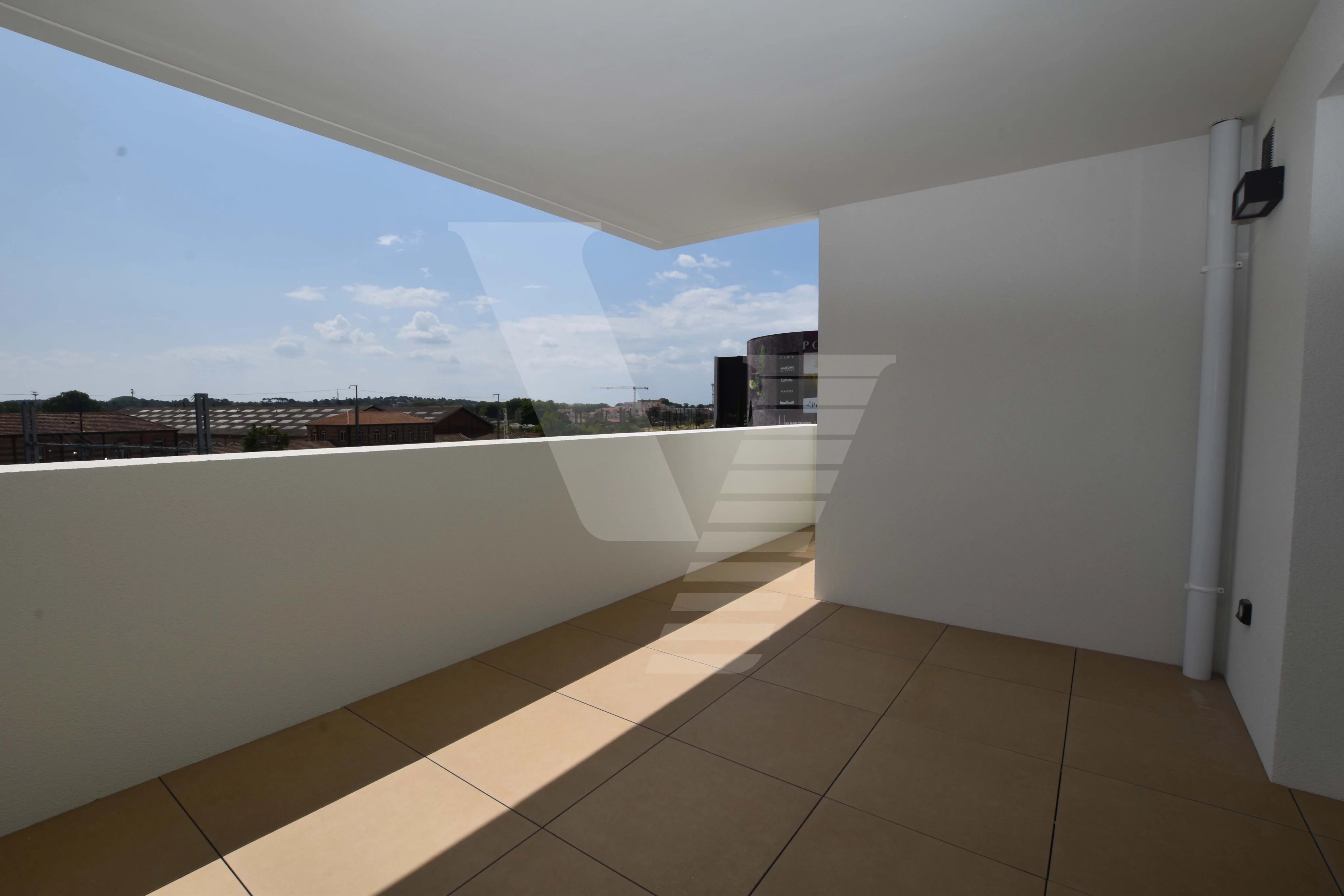 Appartement T4 avec grande terrasse proche gare