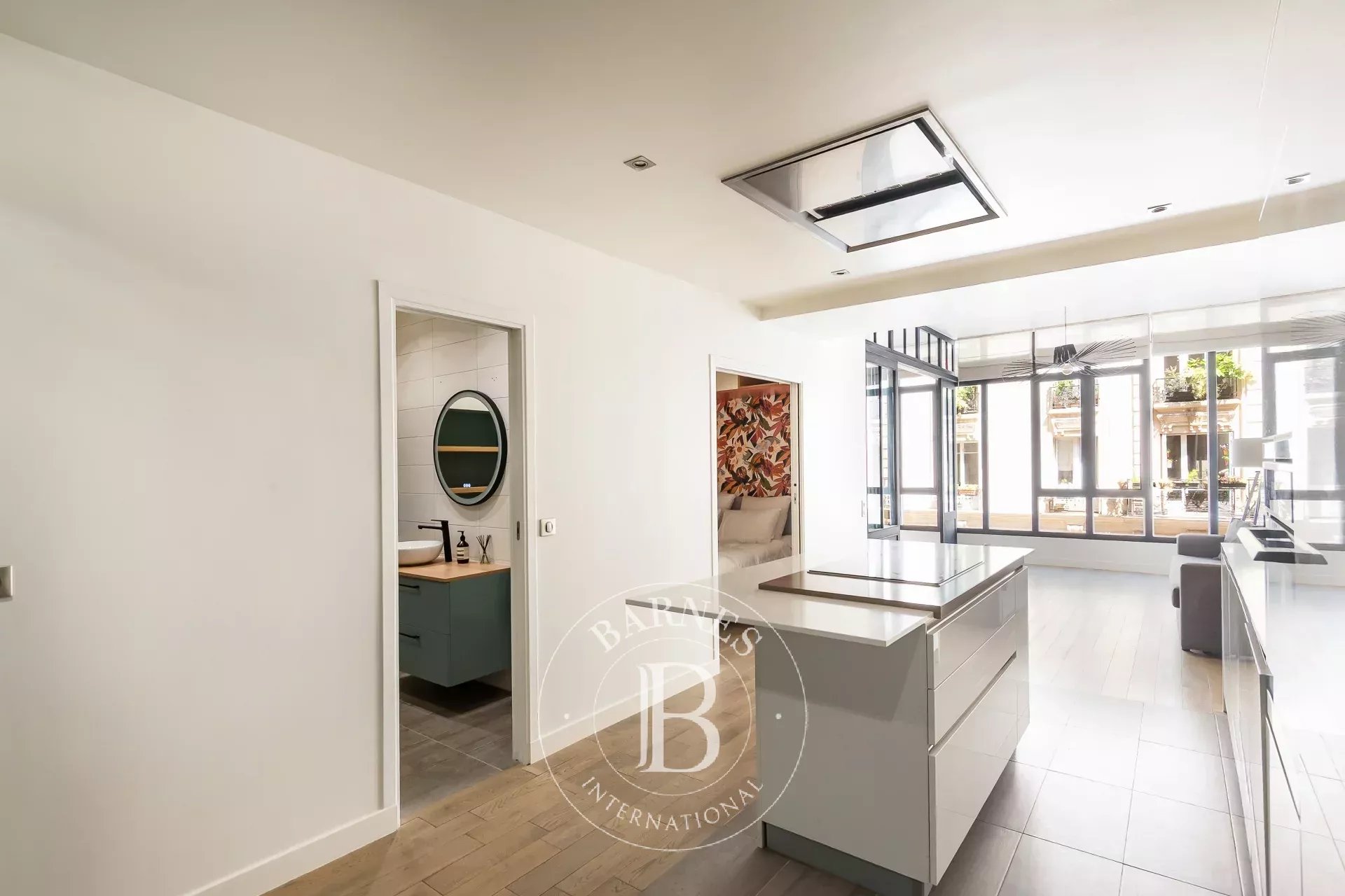 Daire Paris 18ème - picture 6