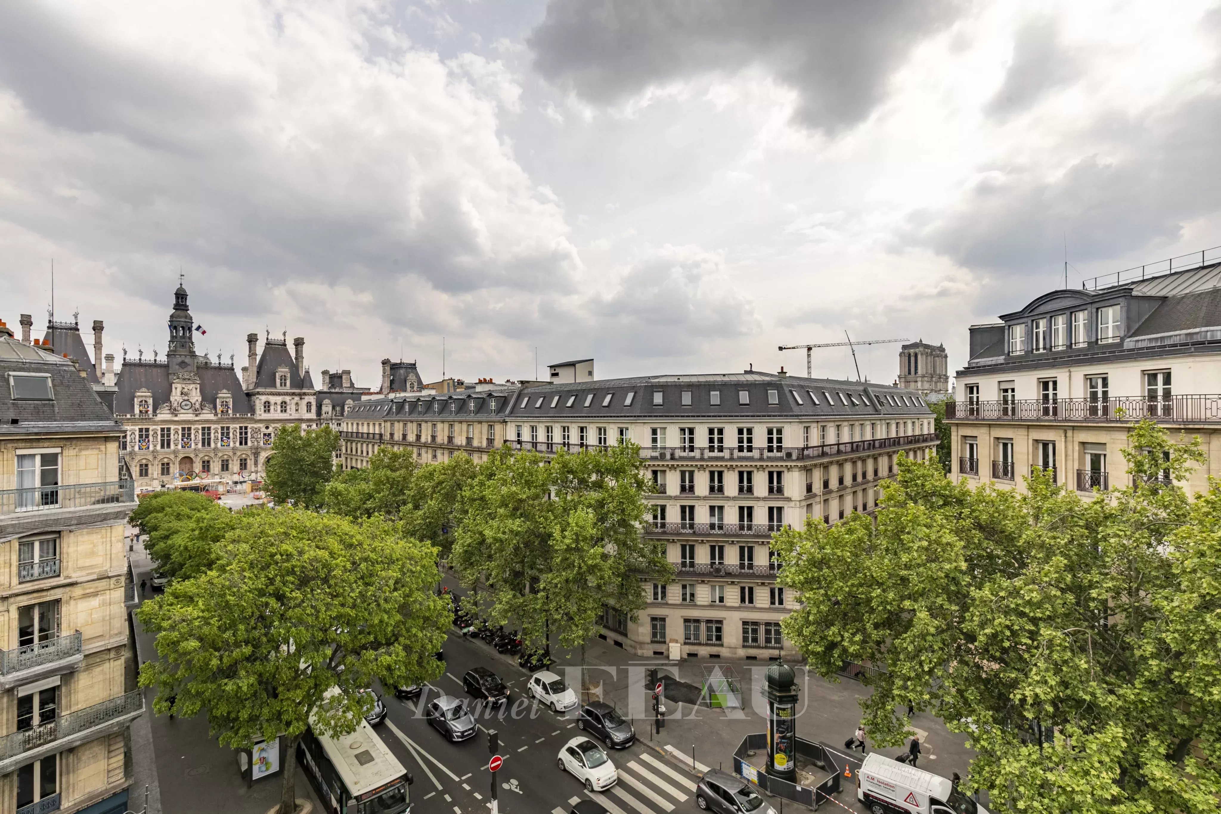Sale Apartment Paris 4th